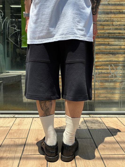 REMAKE SWEATS DOUBLE KNEE SHORTS