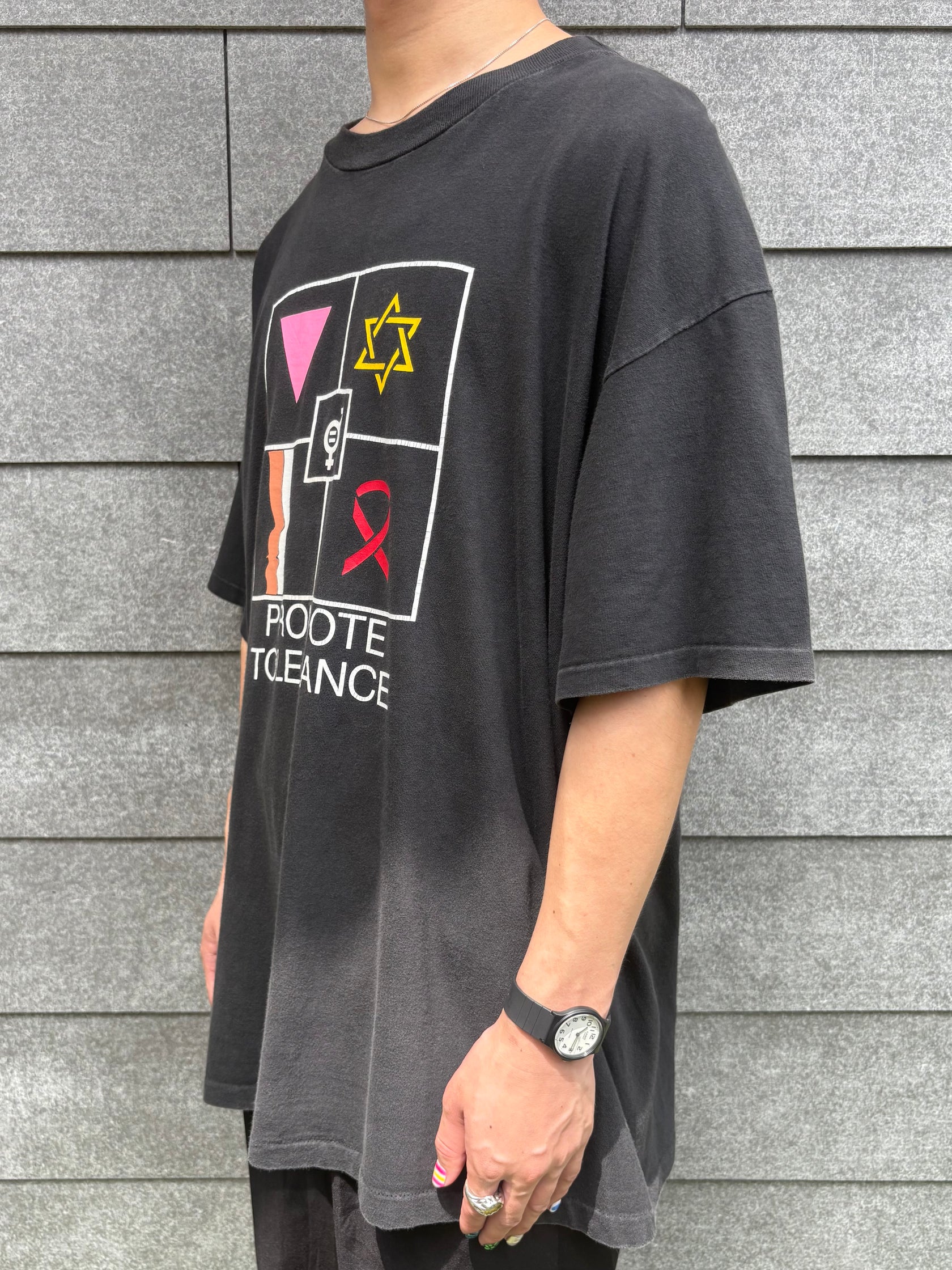 90's「PROMOTETOLERANCE」USA製 メッセージTシャツ