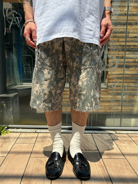 REMAKE  ARMY DOUBLE KNEE SHORTS