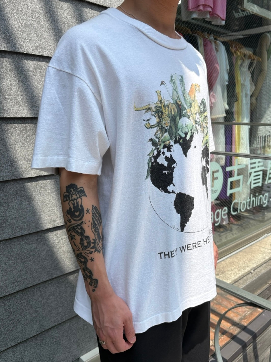 90's Human-i-Tees 「THEY WERE HERE FIRST」USA製 グラフィックTシャツ