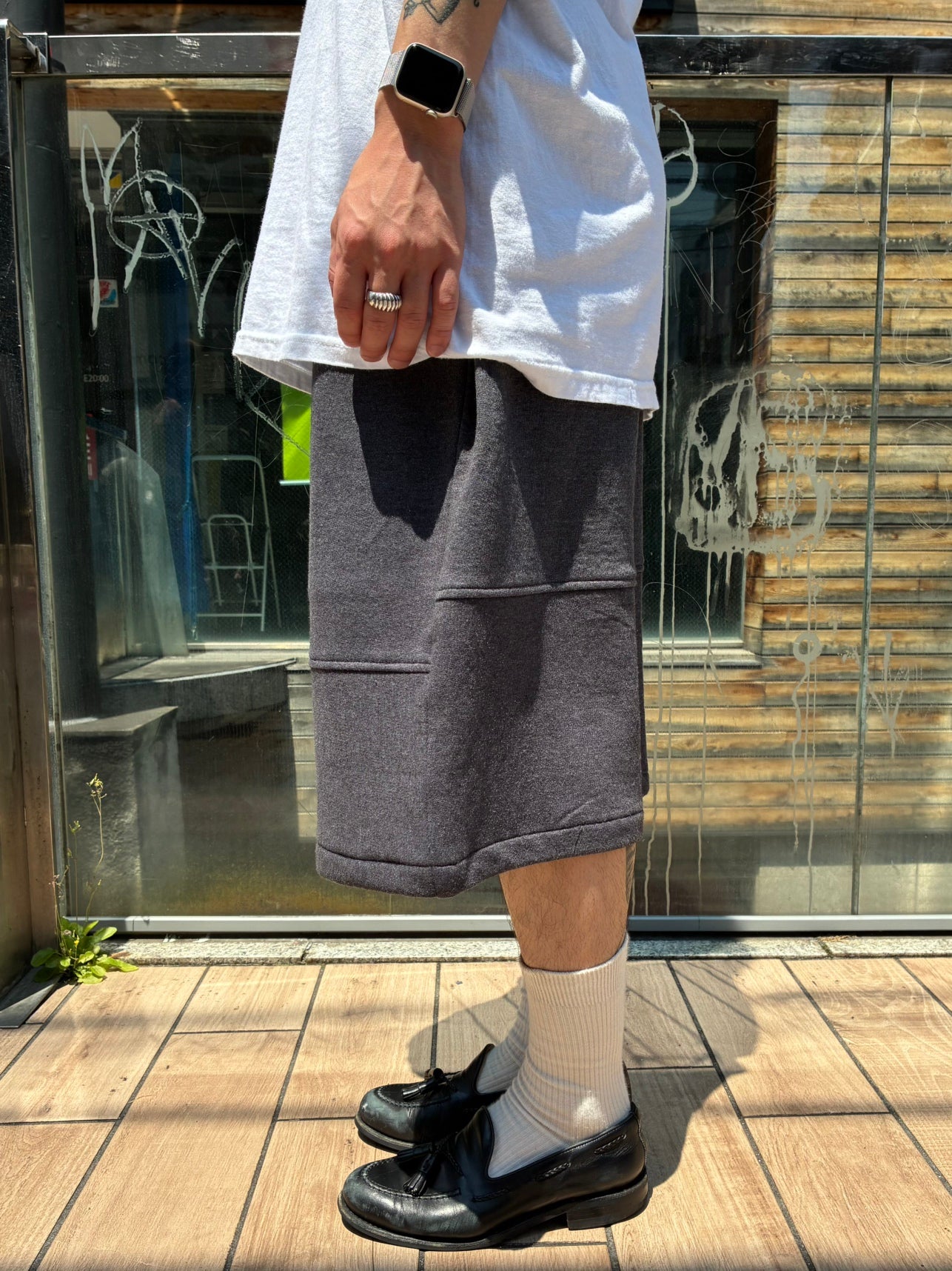 REMAKE  SWEATS DOUBLE KNEE SHORTS