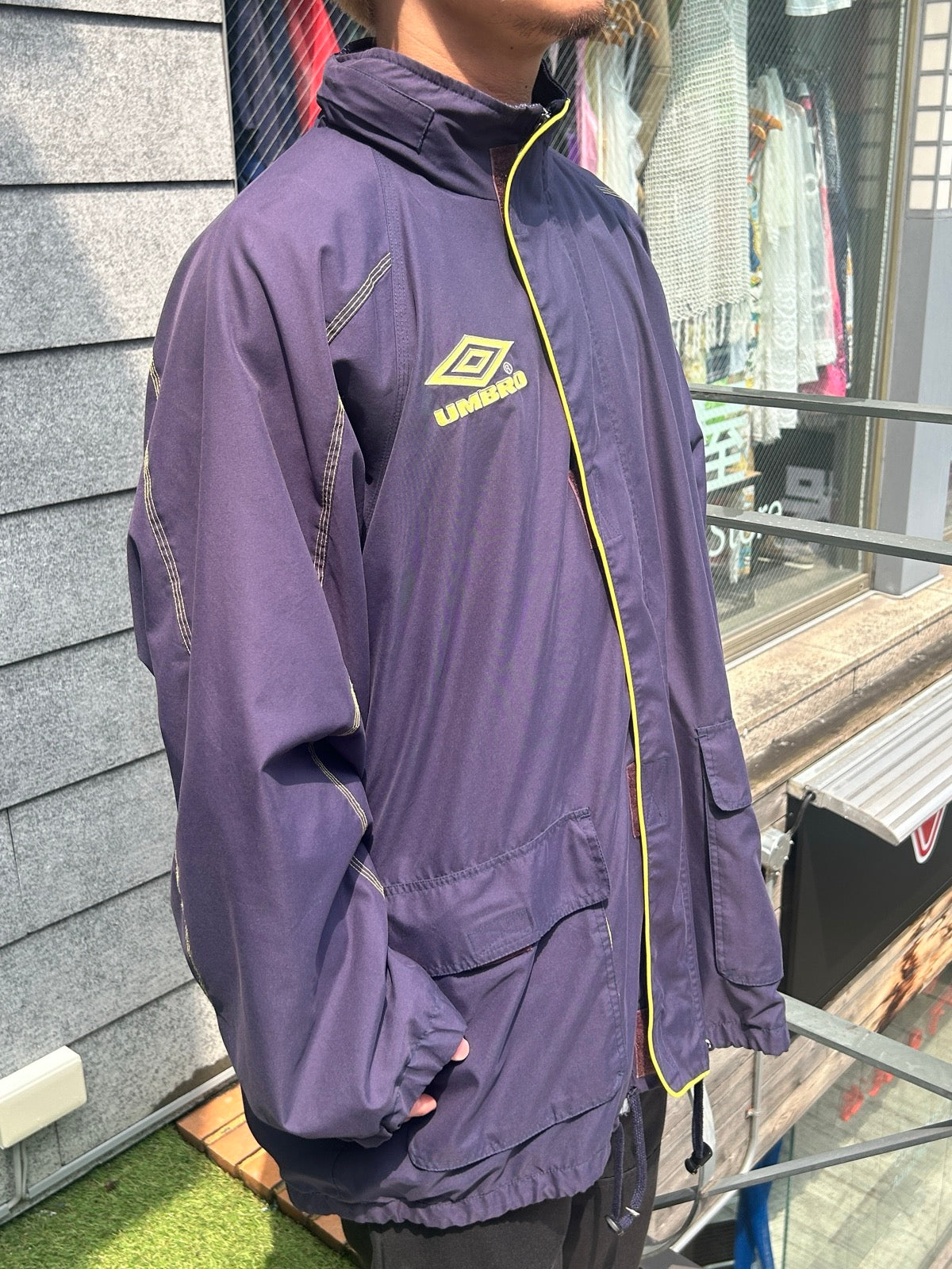 90's~00's「UMBRO 」ナイロンジャケット