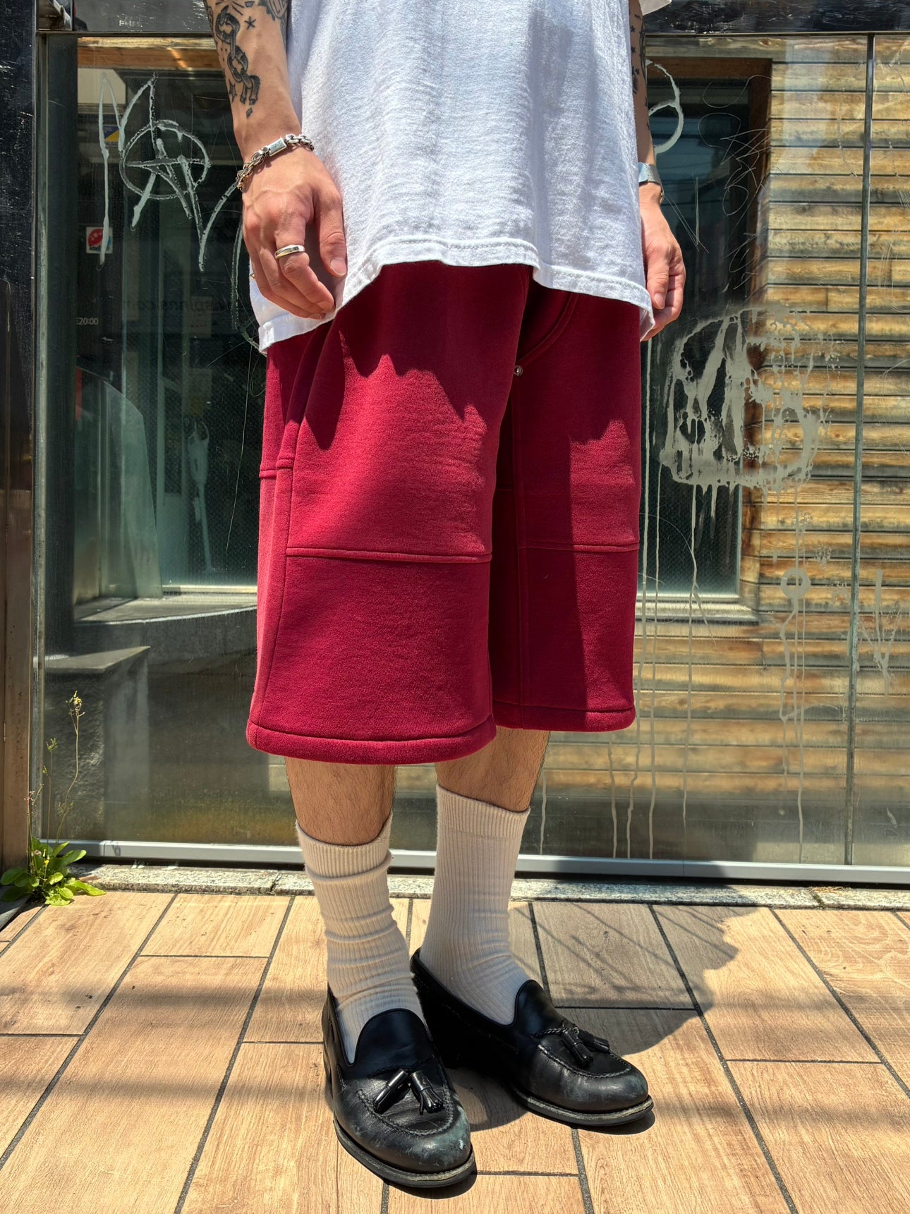 REMAKE  SWEATS DOUBLE KNEE SHORTS