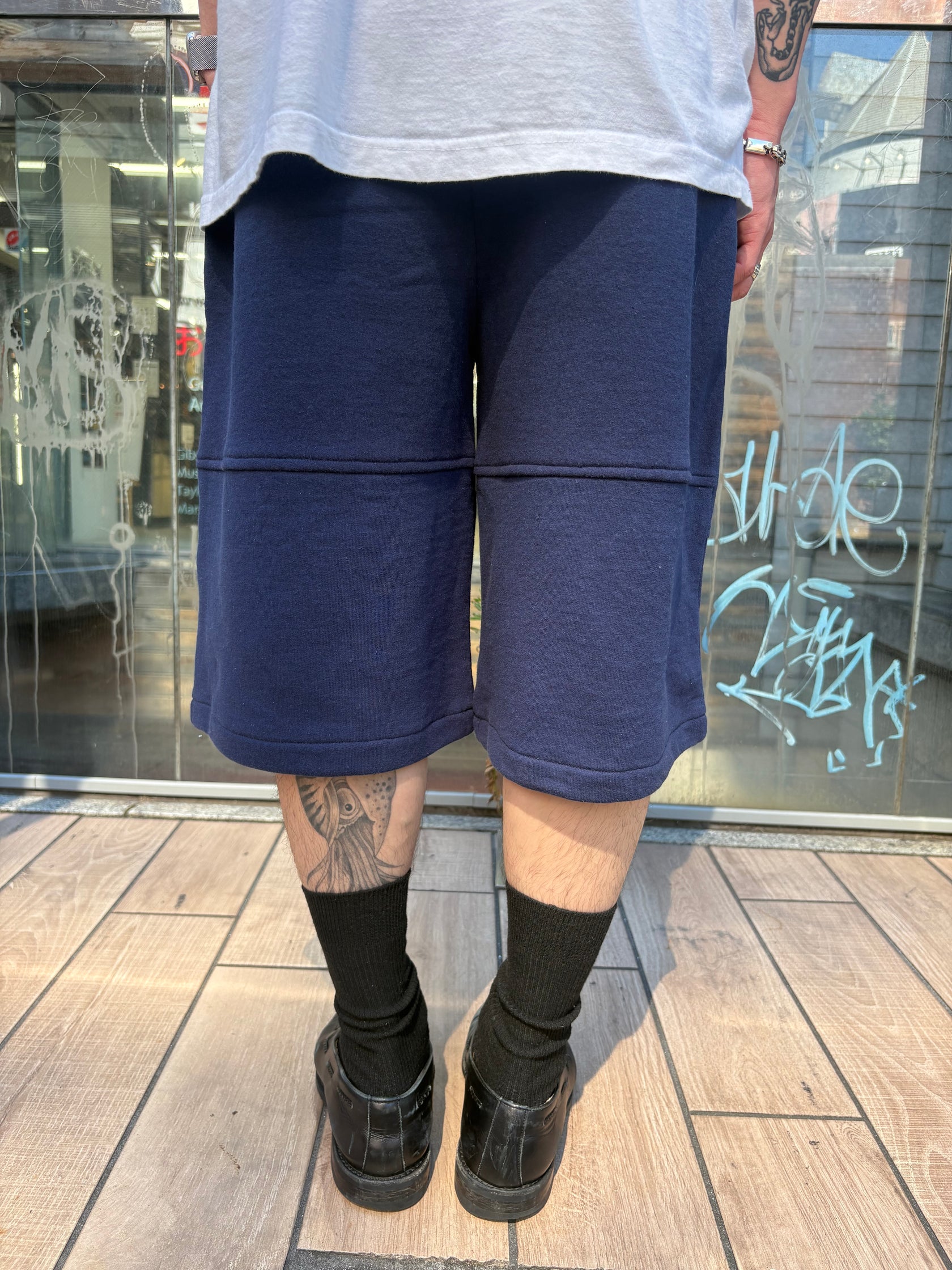 REMAKE SWEATS DOUBLE KNEE SHORTS
