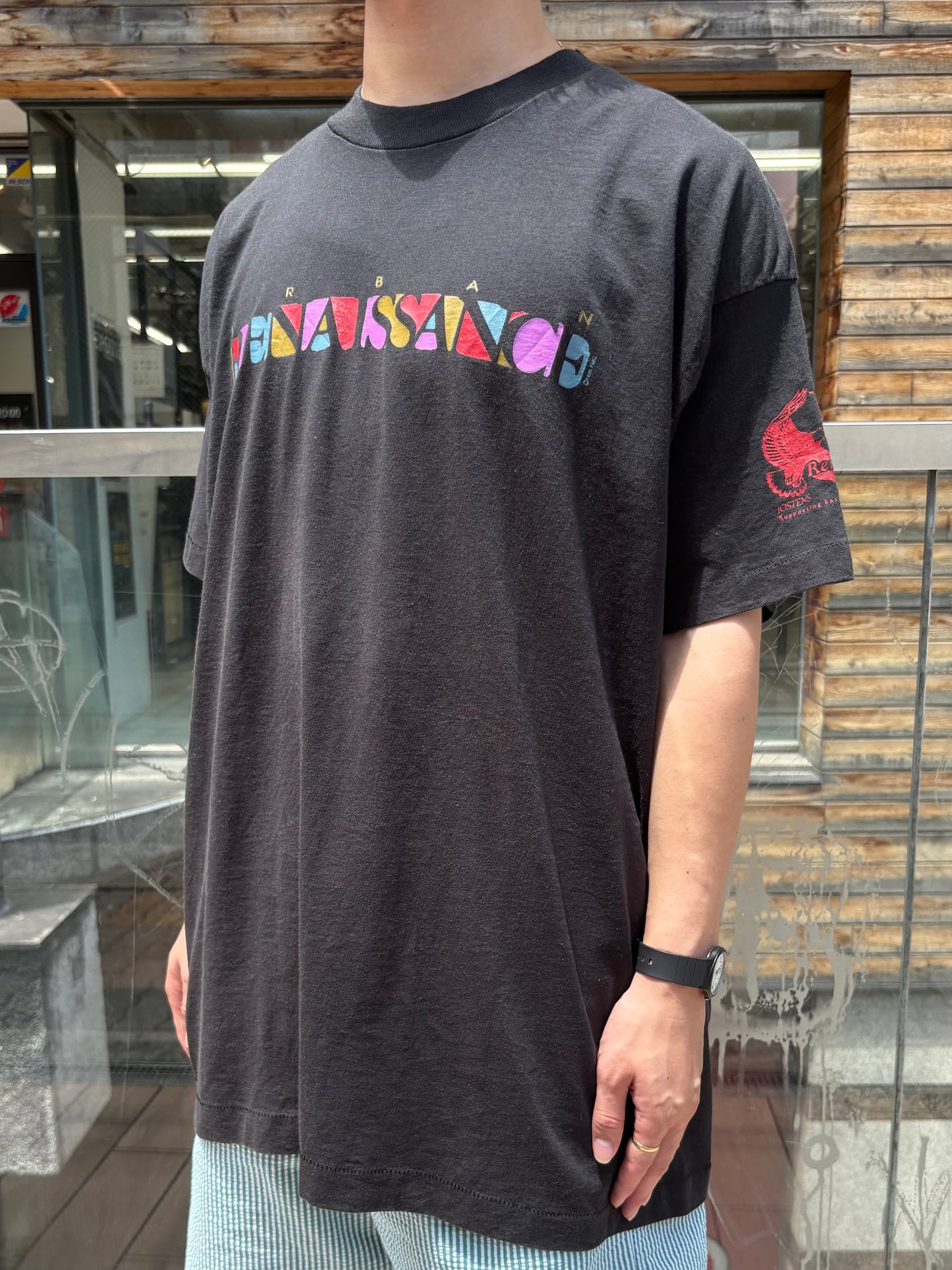 90's 「URBAN RENAISSANCE」 グラフィックTシャツ