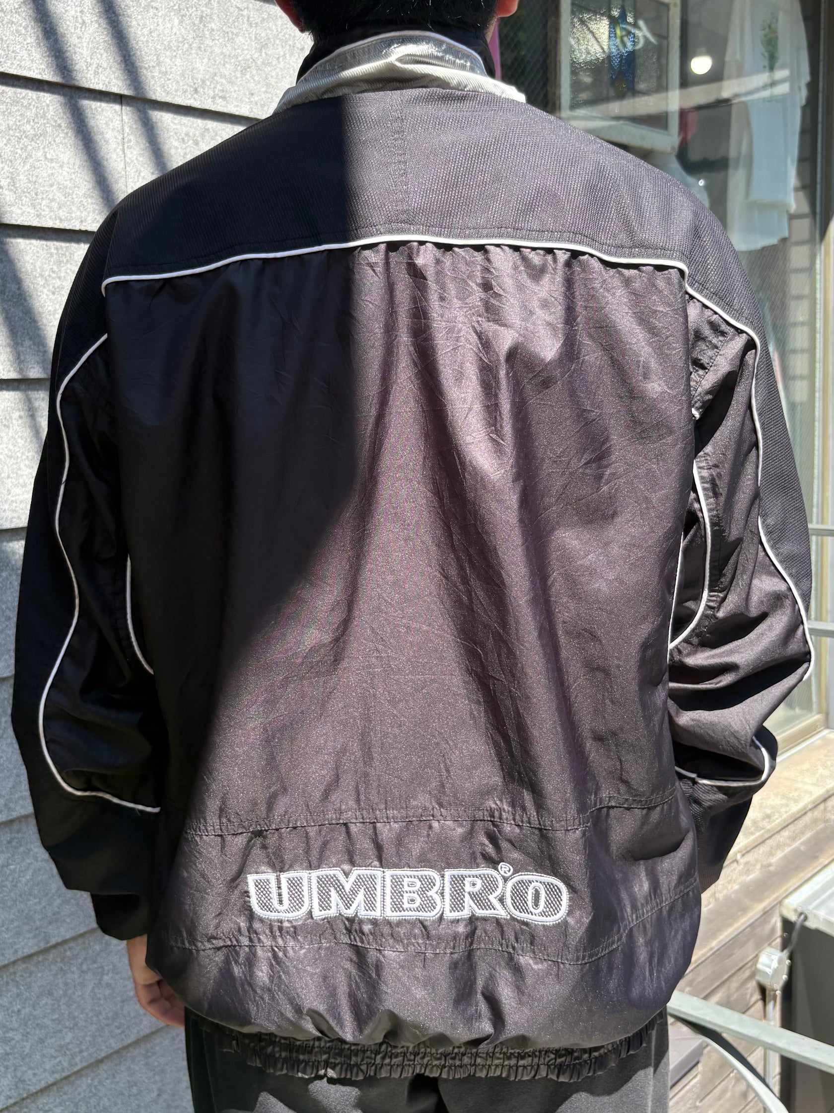 00's「UMBRO」ナイロンジャケット