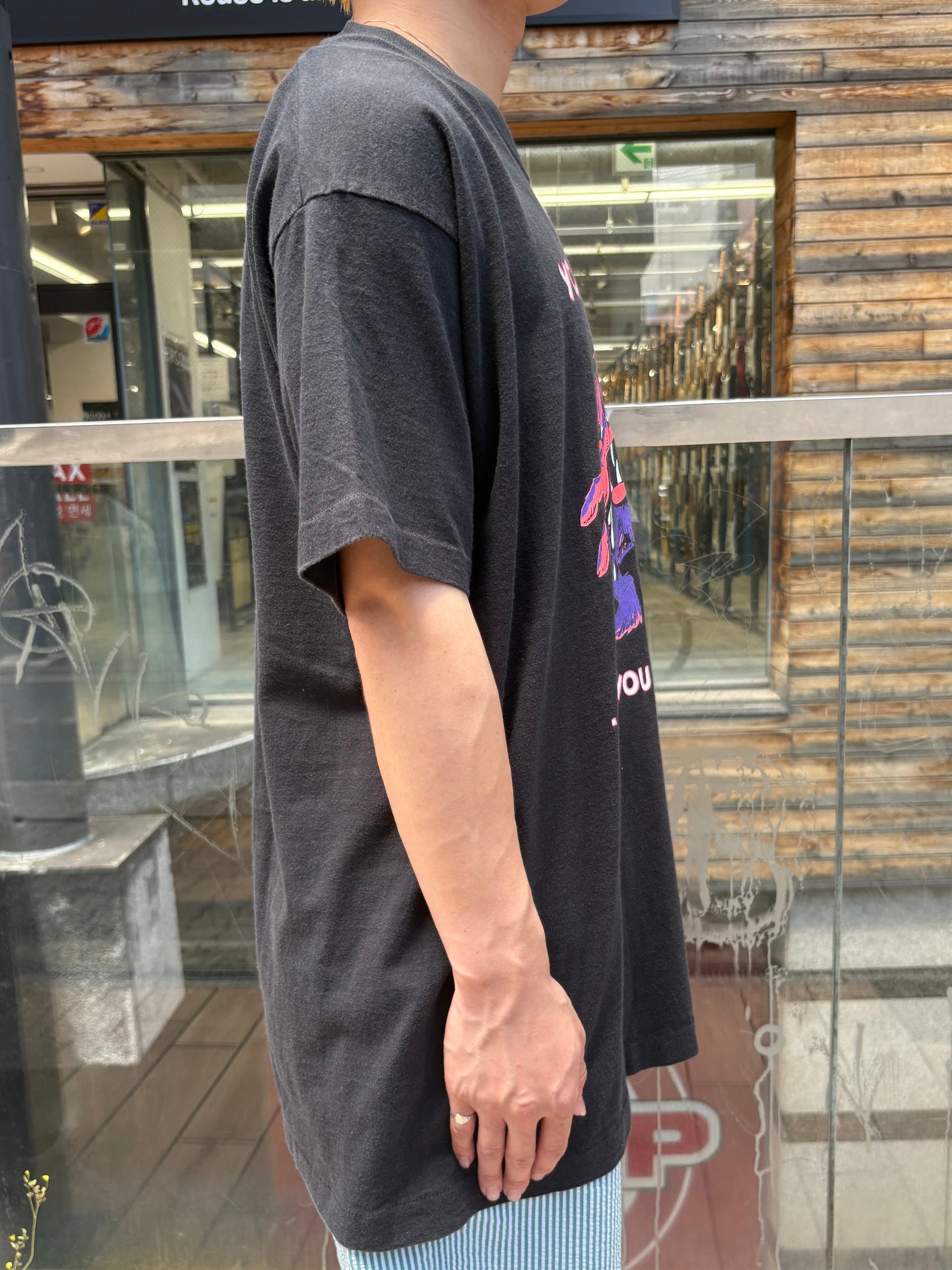 90's 「Brieland Graphics」グラフィックTシャツ