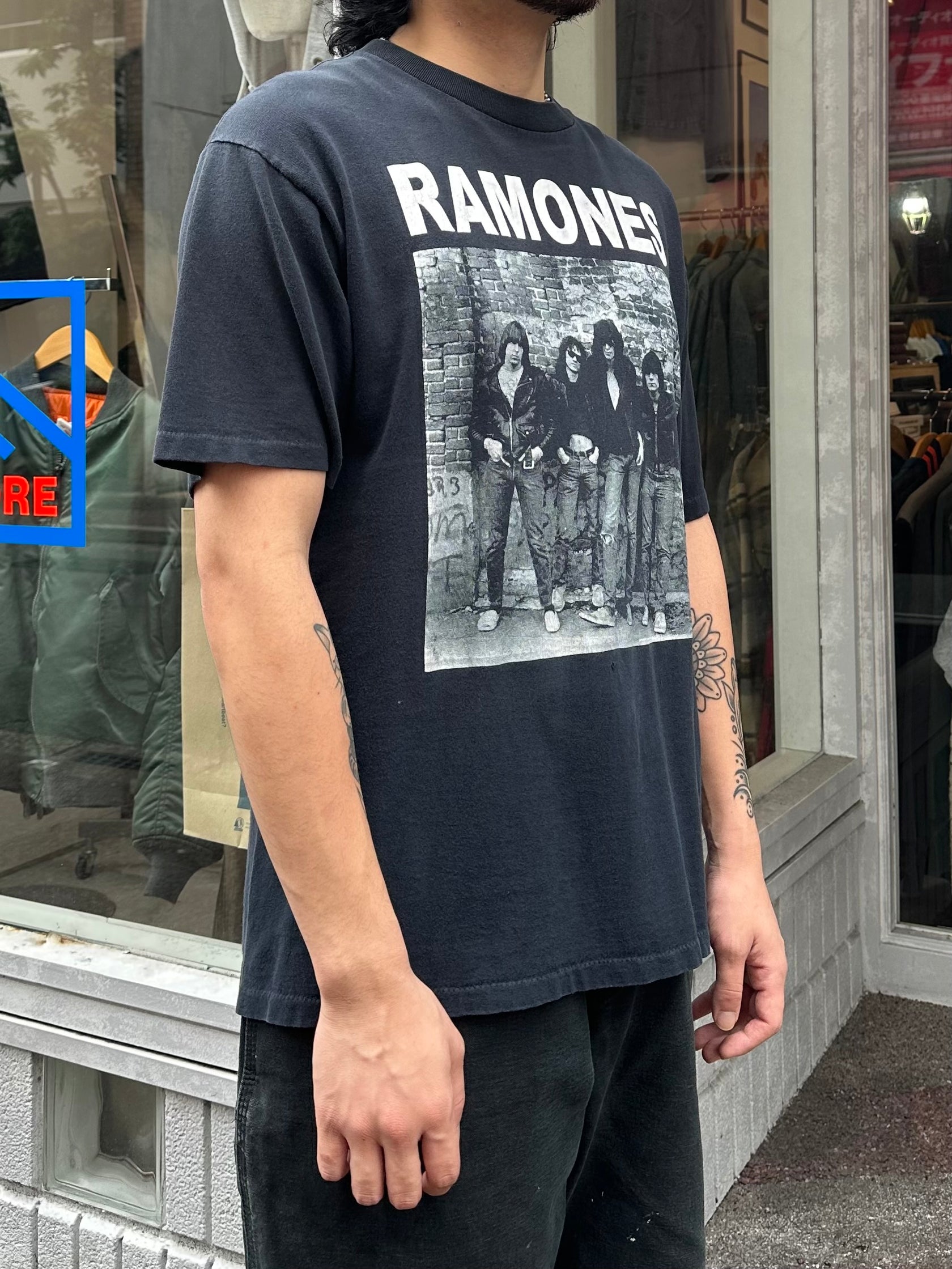 90's RAMONES「1st album」バンドTシャツ