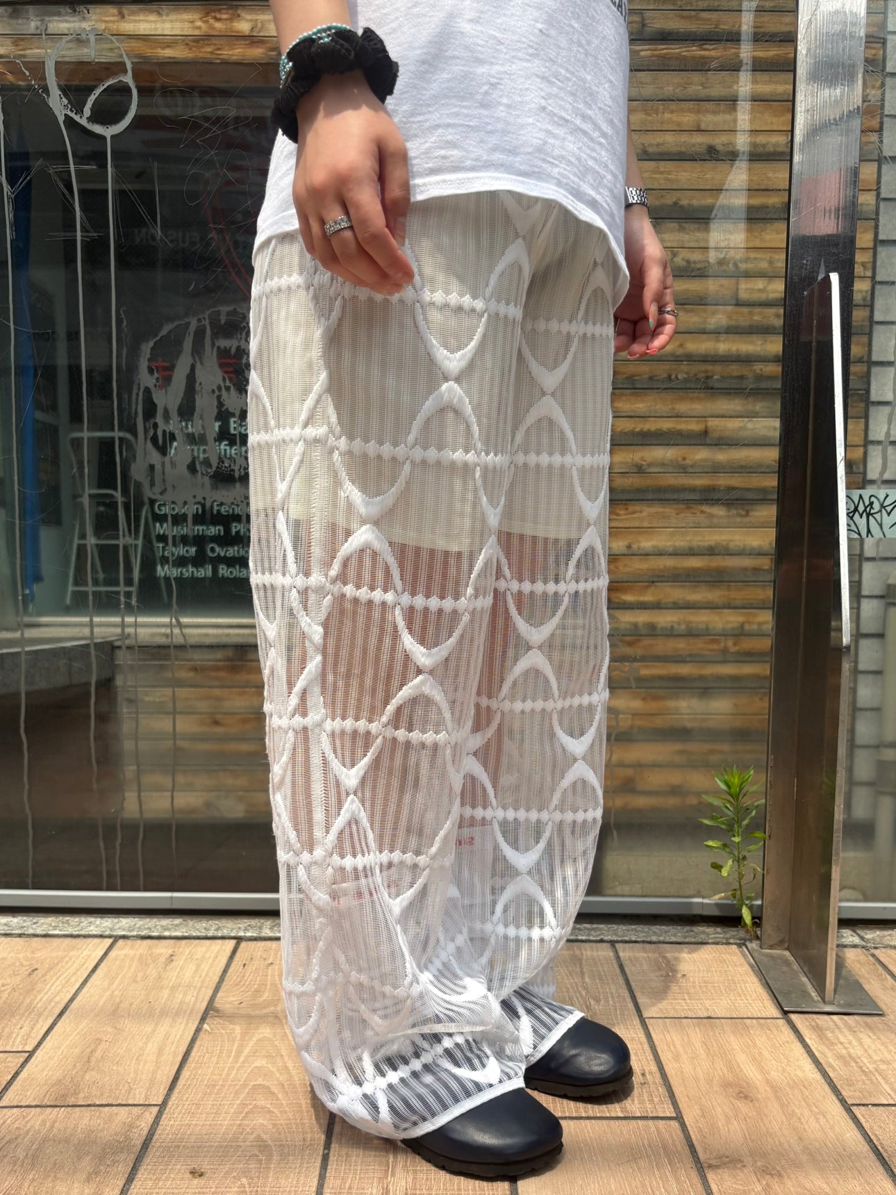 REMAKE LACE PANTS
