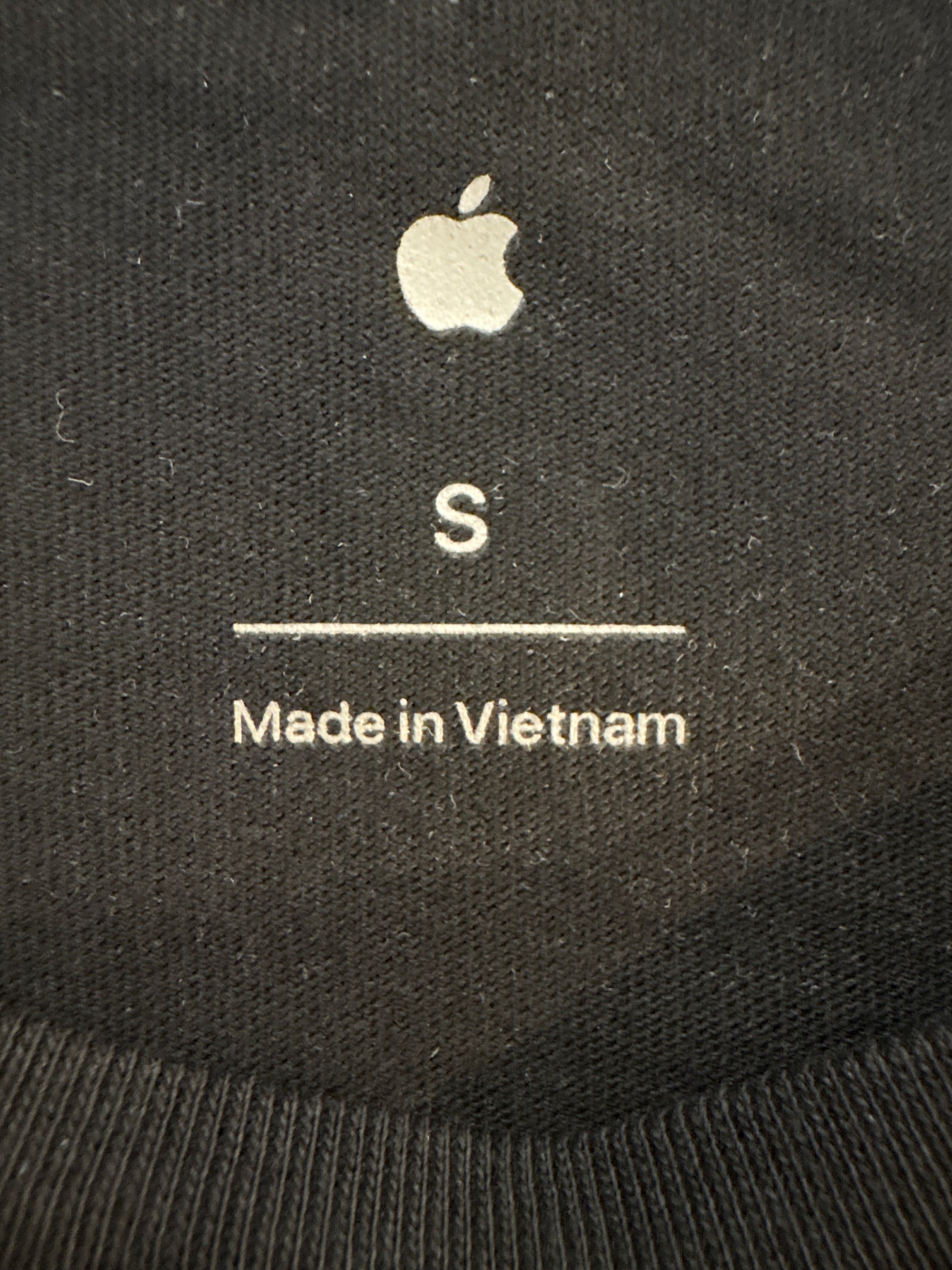 Apple「アメリカアップルパーク限定」公式Tシャツ