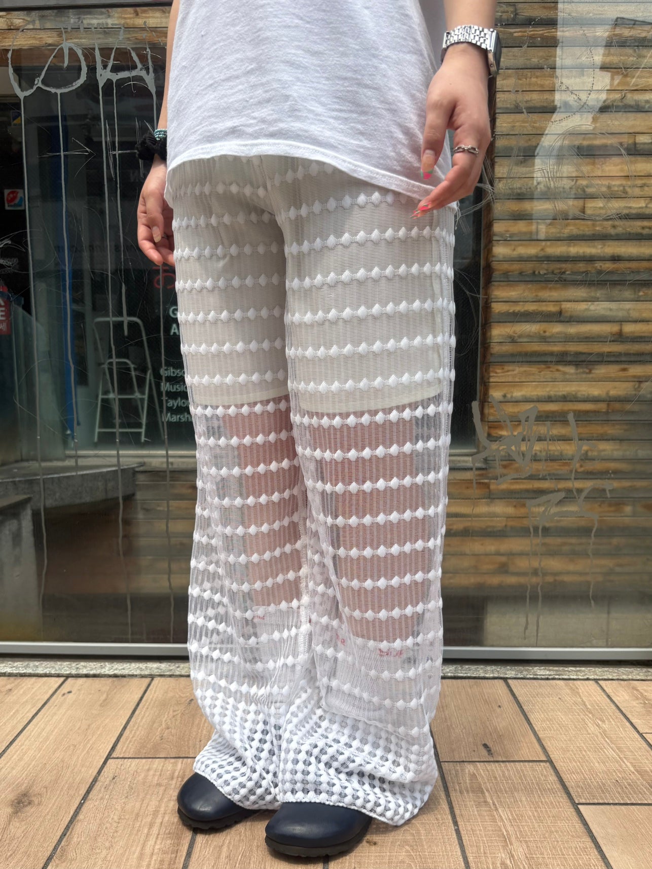 REMAKE LACE PANTS