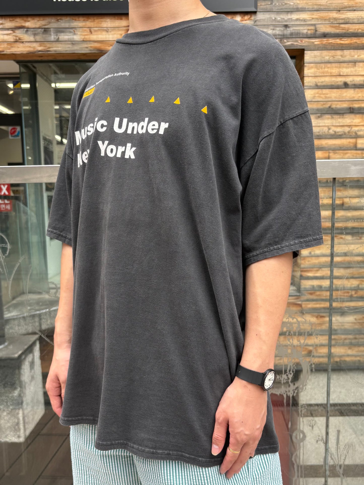 90's「MUNY」グラフィックTシャツ
