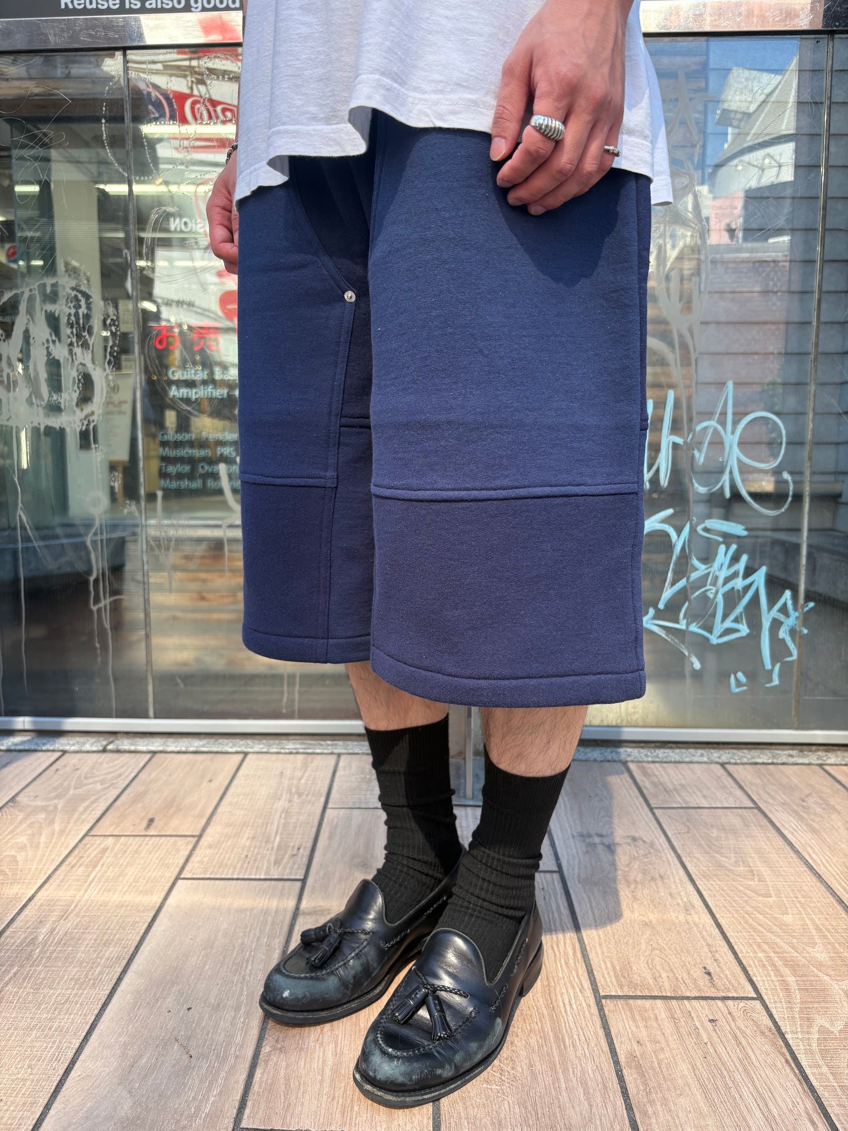 REMAKE SWEATS DOUBLE KNEE SHORTS