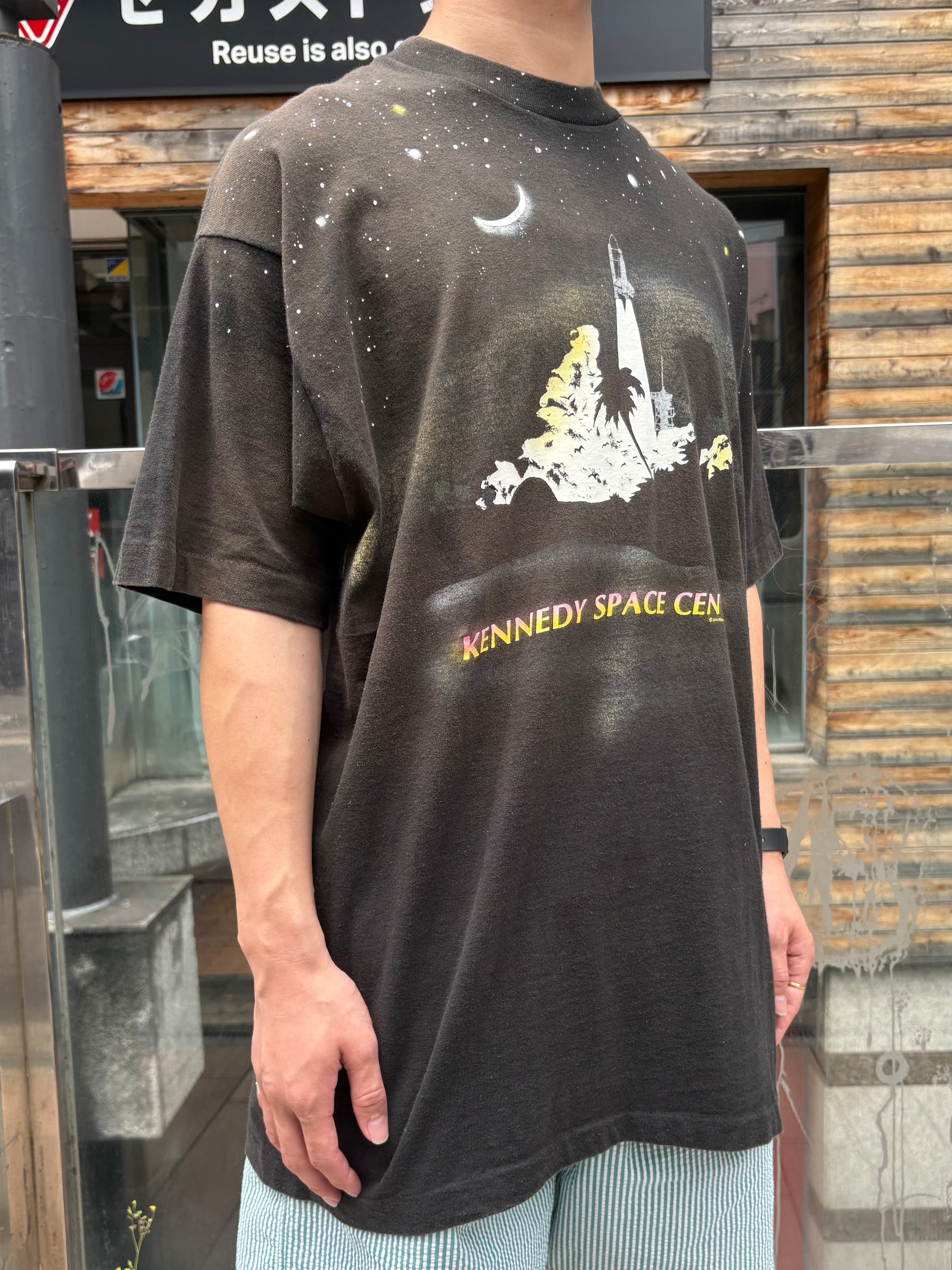 80's「Kennedy Space Center official」グラフィックTシャツ