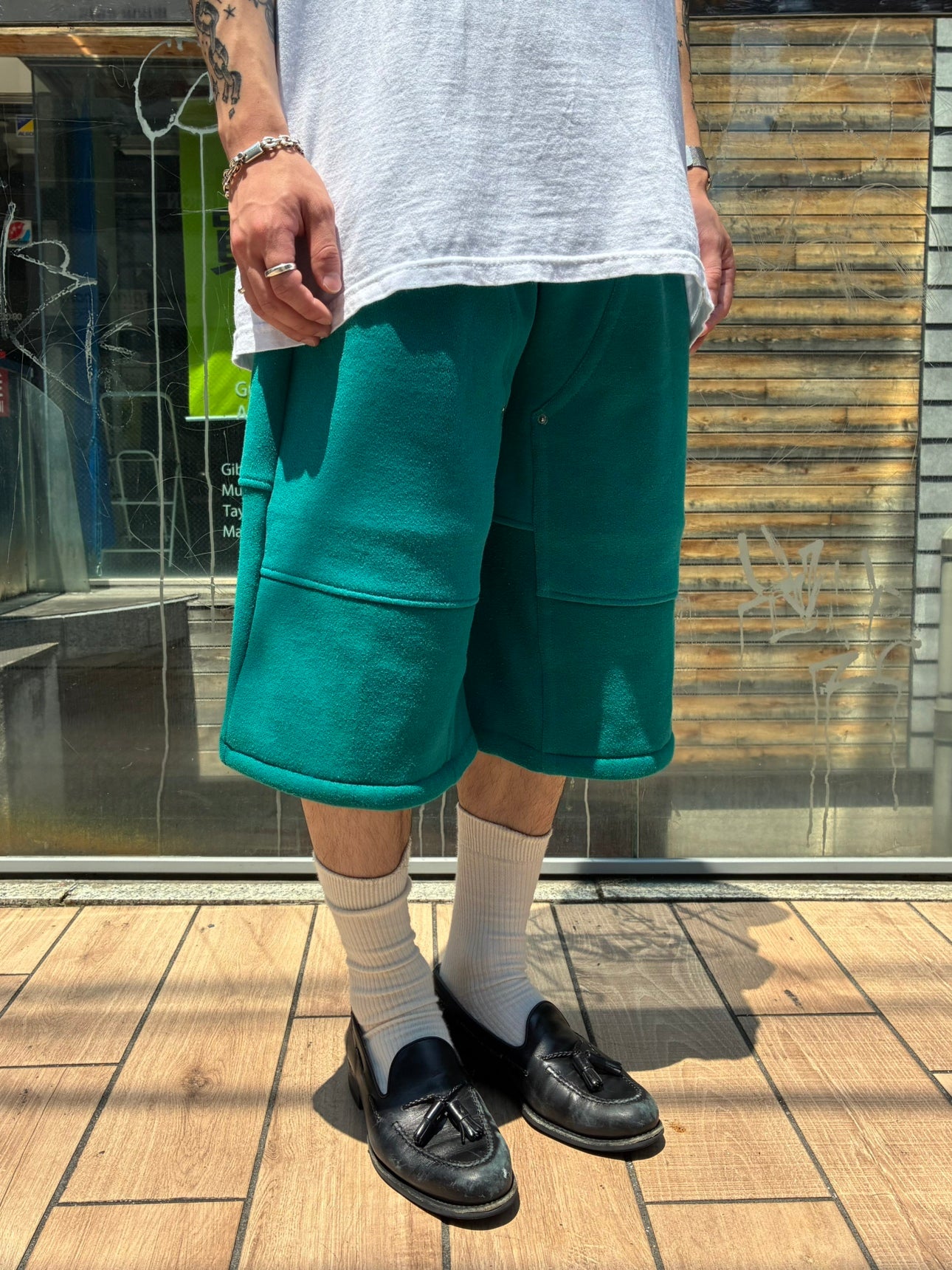 REMAKE SWEATS DOUBLE KNEE SHORTS