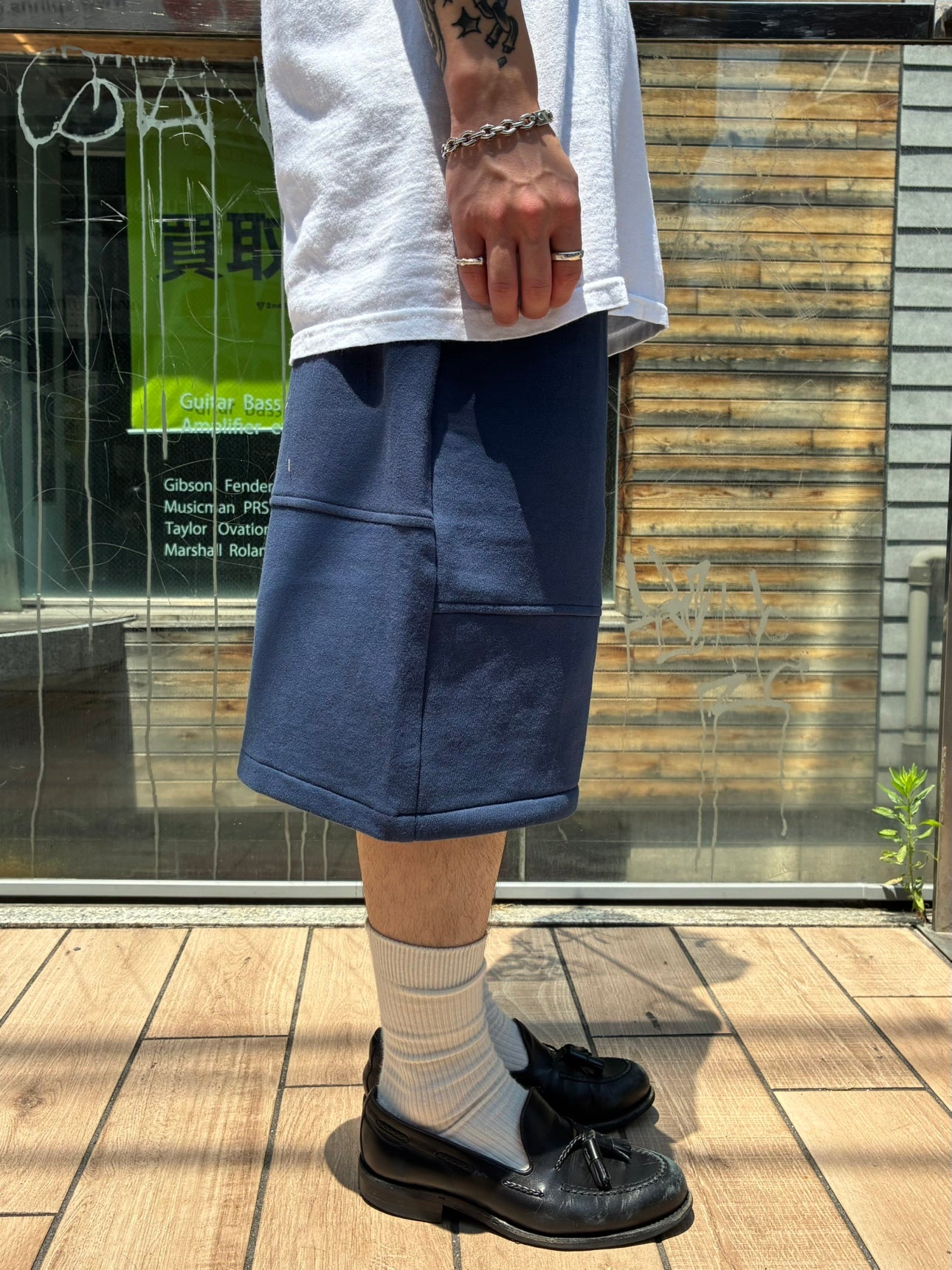 REMAKE  SWEATS DOUBLE KNEE SHORTS