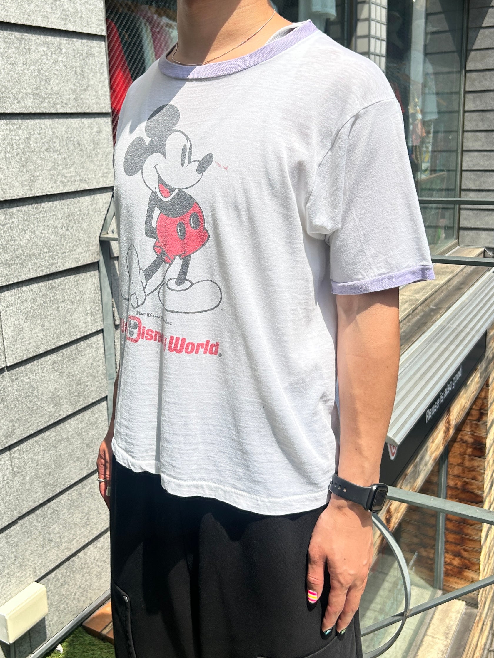 80's Walt Disney World 「白足ミッキーBILLネーム」キャラクターTシャツ