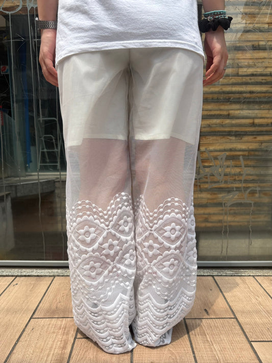 REMAKE LACE PANTS