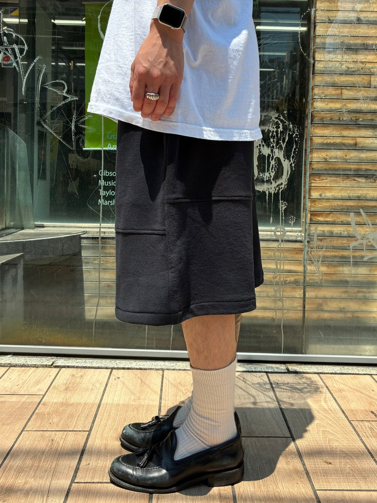 REMAKE  SWEATS DOUBLE KNEE SHORTS