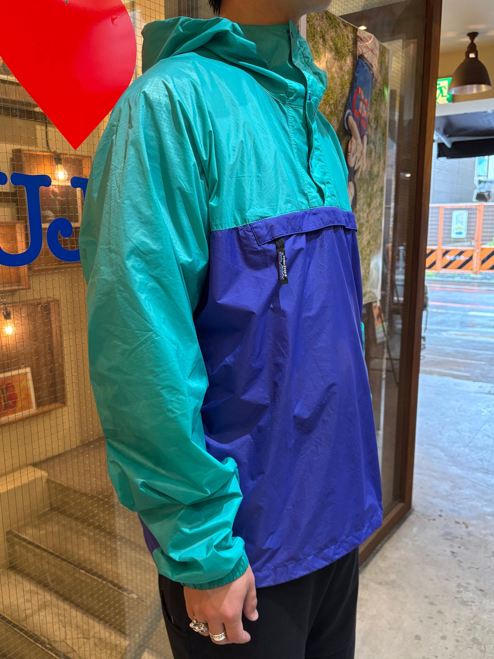 00's PATAGONIA「Feather Weight Shell Pullover」ナイロンジャケット