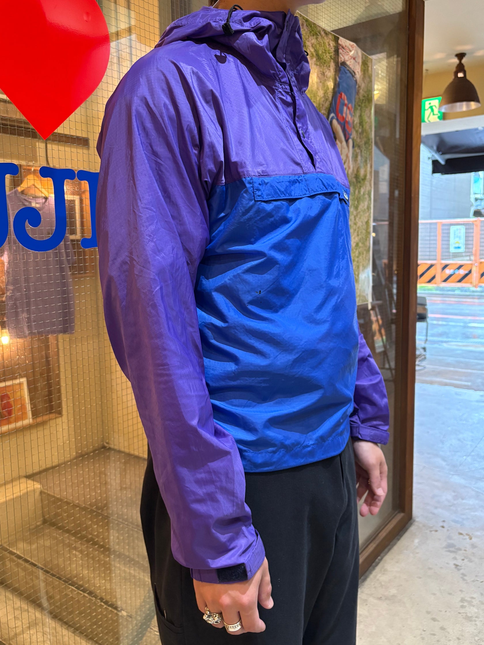 80's PATAGONIA「Feather Weight Shell Pullover」ナイロンジャケット