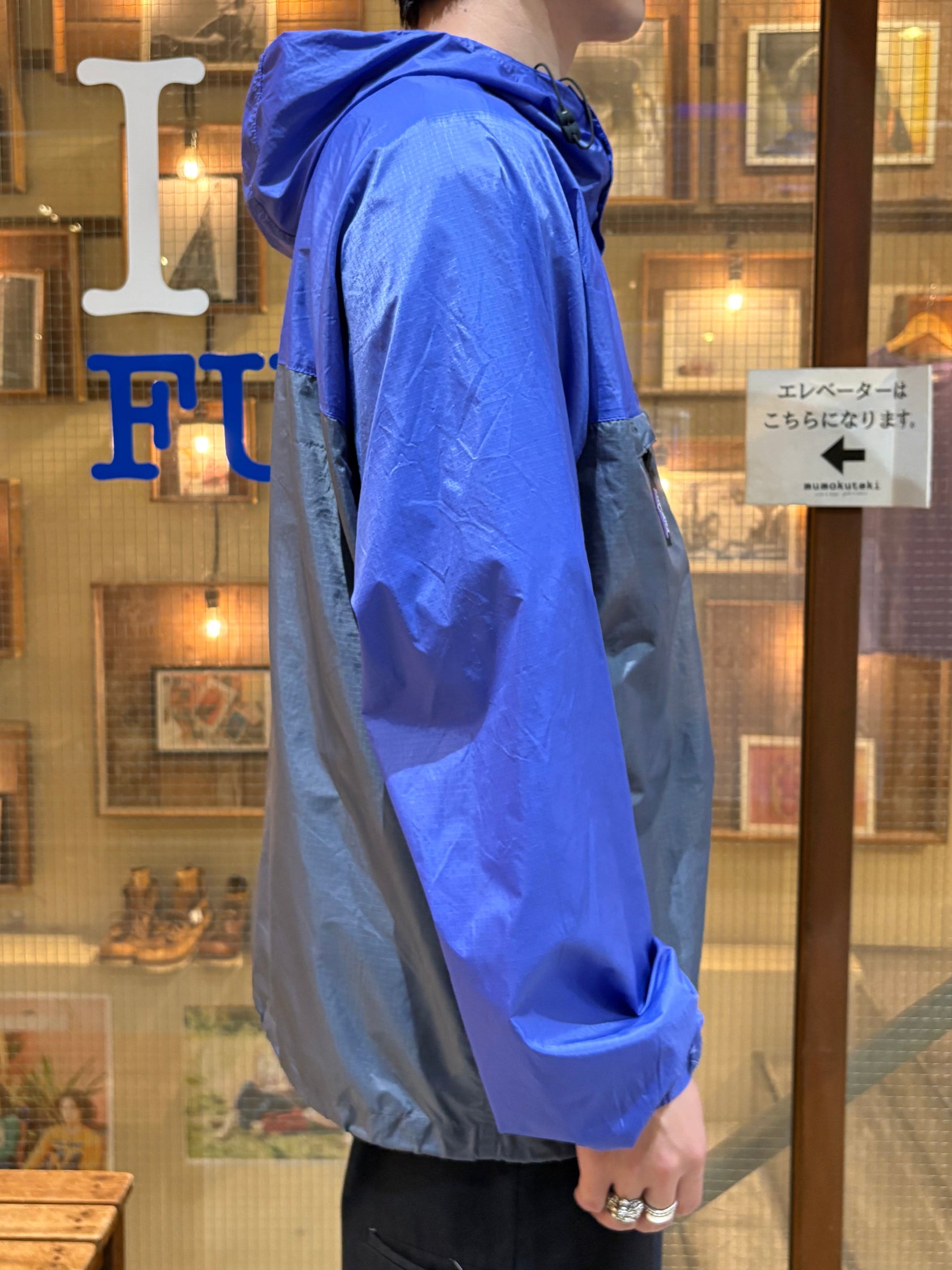 00's PATAGONIA「Feather Weight Shell Pullover」ナイロンジャケット