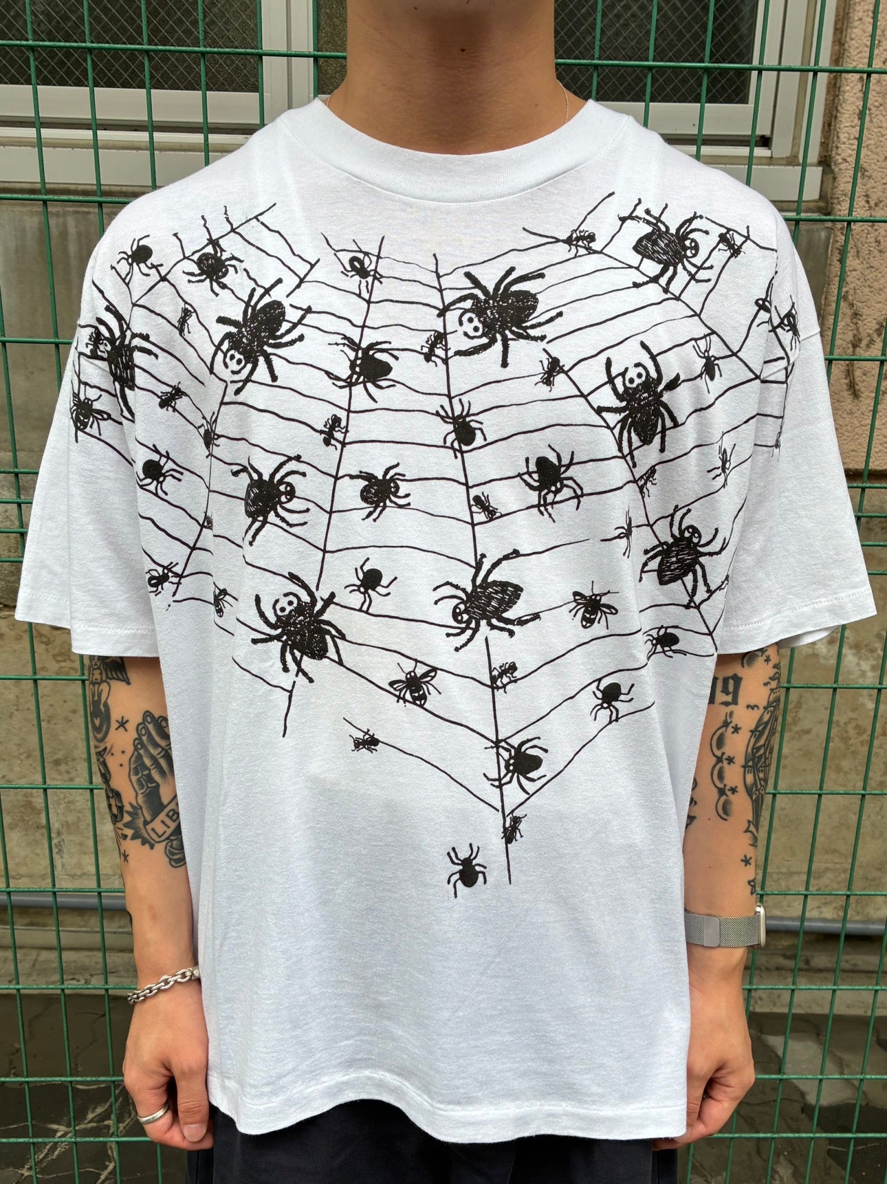 90's「SPIDER WEB PRINT」USA製 ホワイトTシャツ