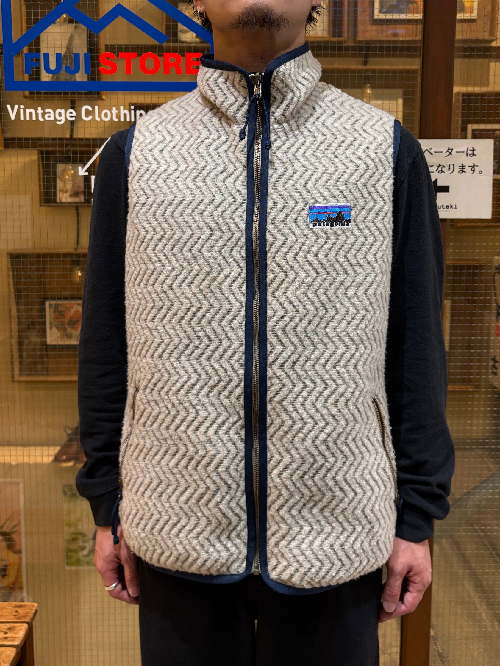 00's PATAGONIA「Woolly Fleece Reversible Best」フリースナイロンベスト