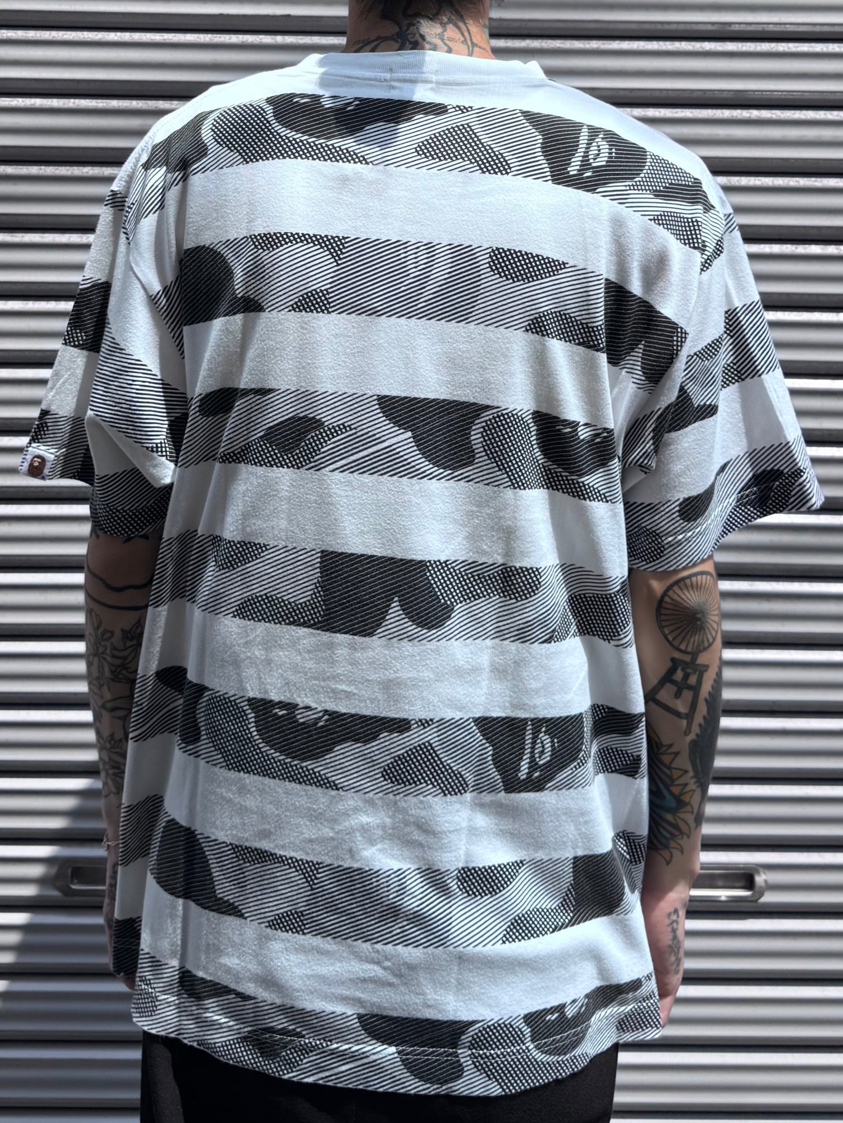 90’s~00's A BATHING APE「camouflage border」Tシャツ