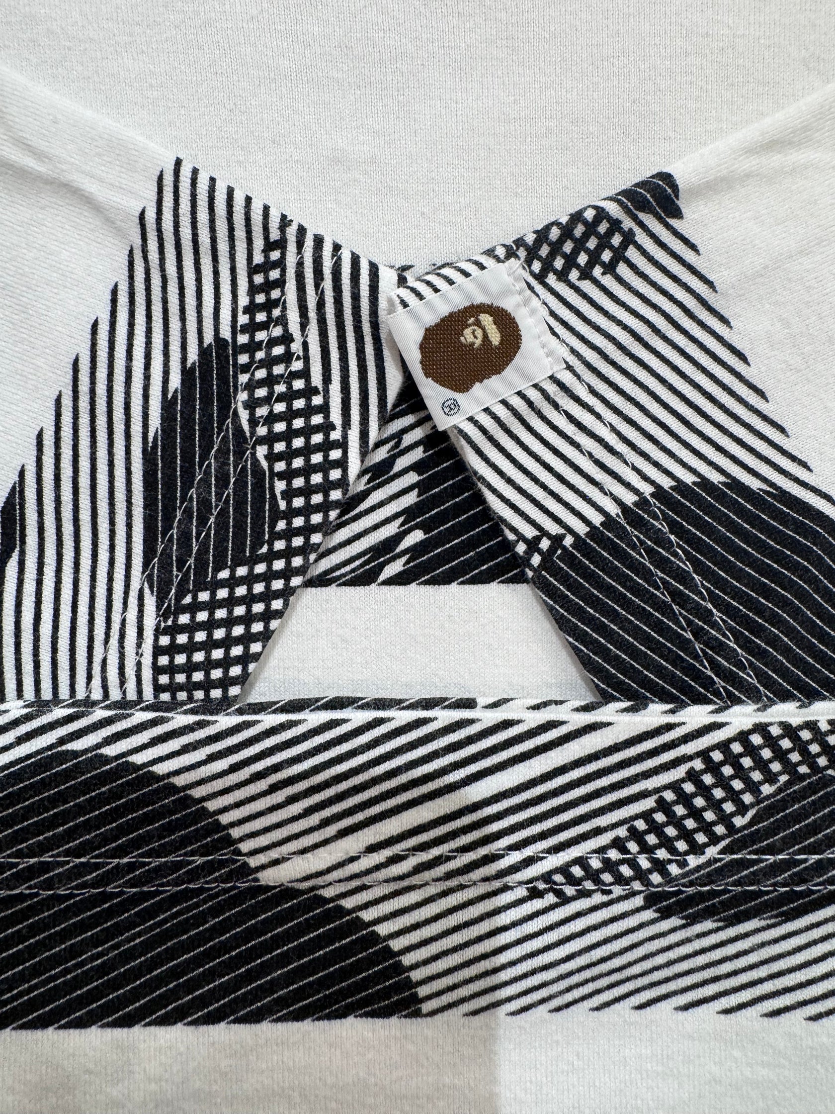 90’s~00's A BATHING APE「camouflage border」Tシャツ