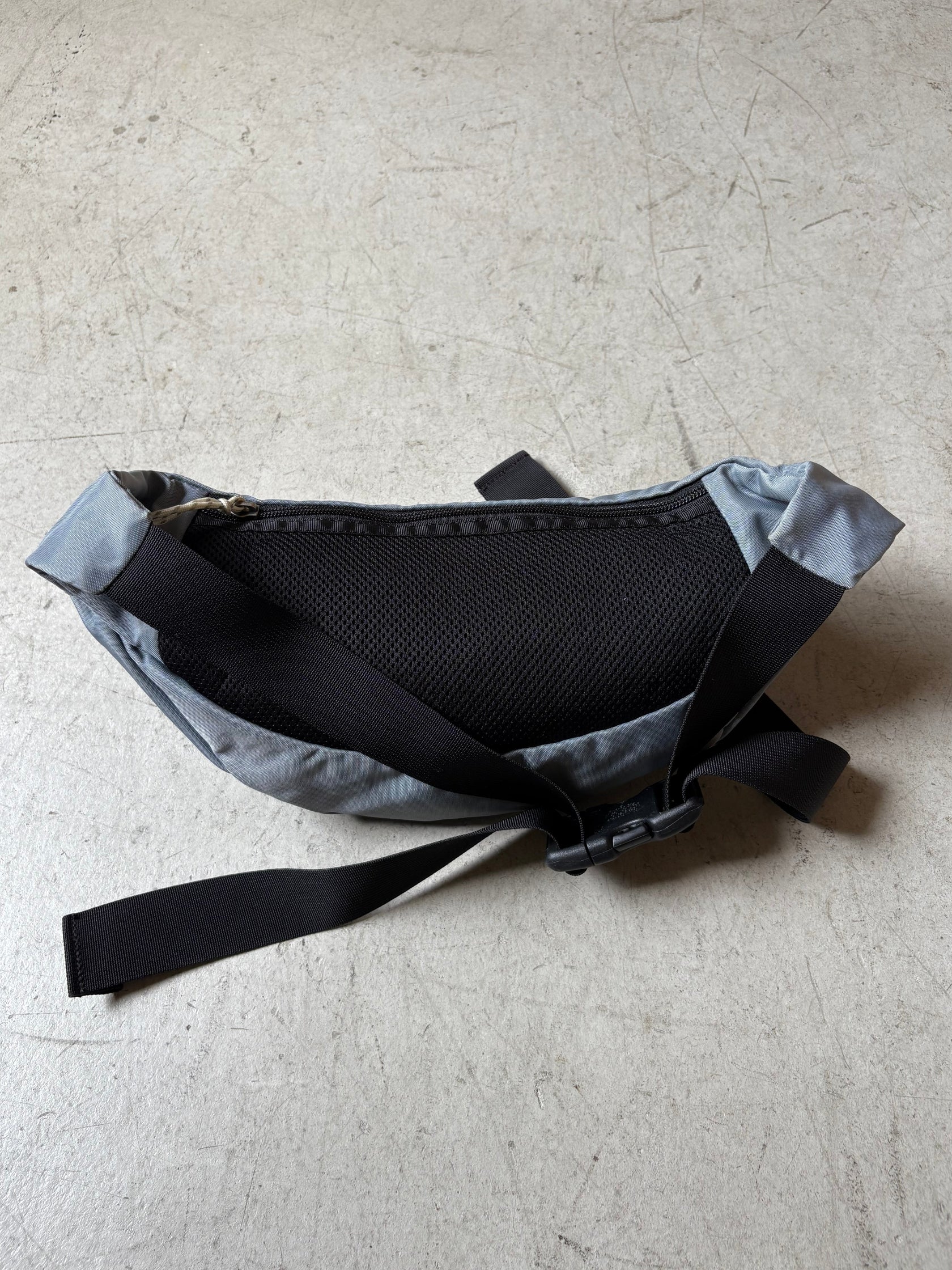 00's PATAGONIA「Hip Vault」ウエストポーチ