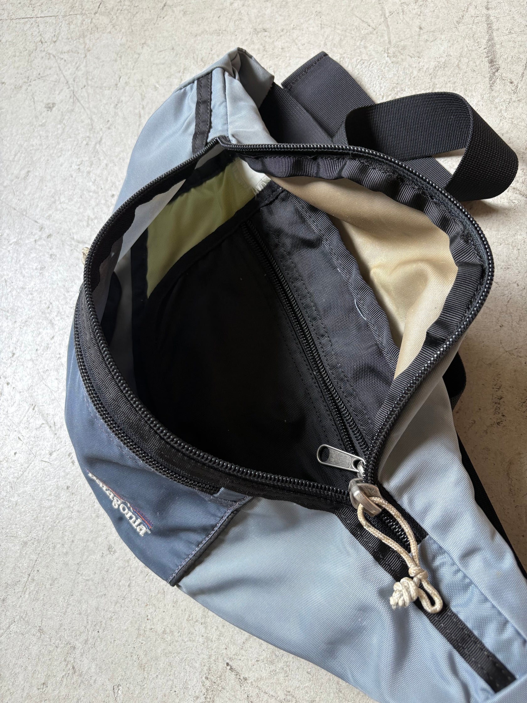 00's PATAGONIA「Hip Vault」ウエストポーチ