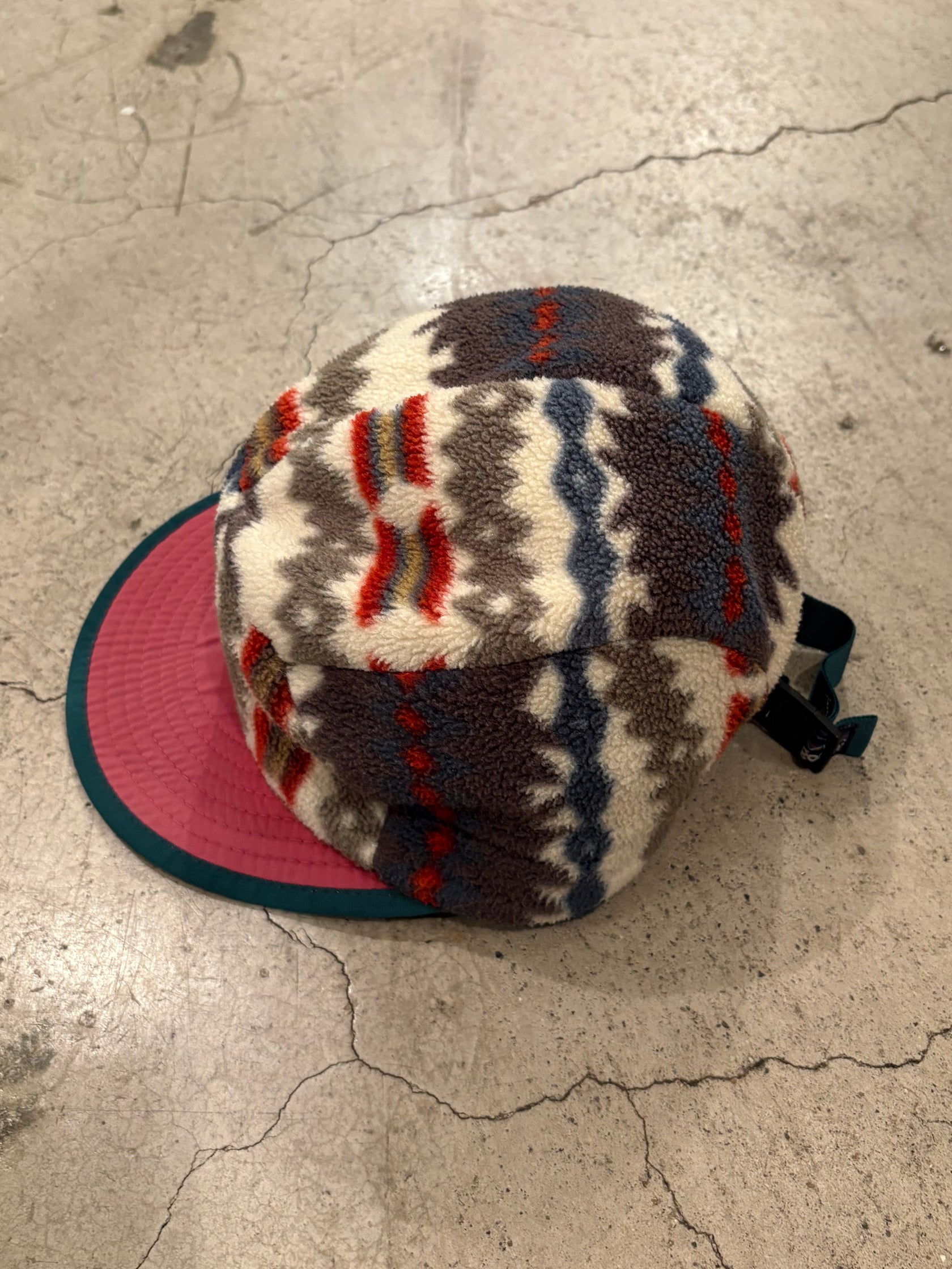 90's PATAGONIA「Winter Duckbill Cap」総柄 フリースキャップ