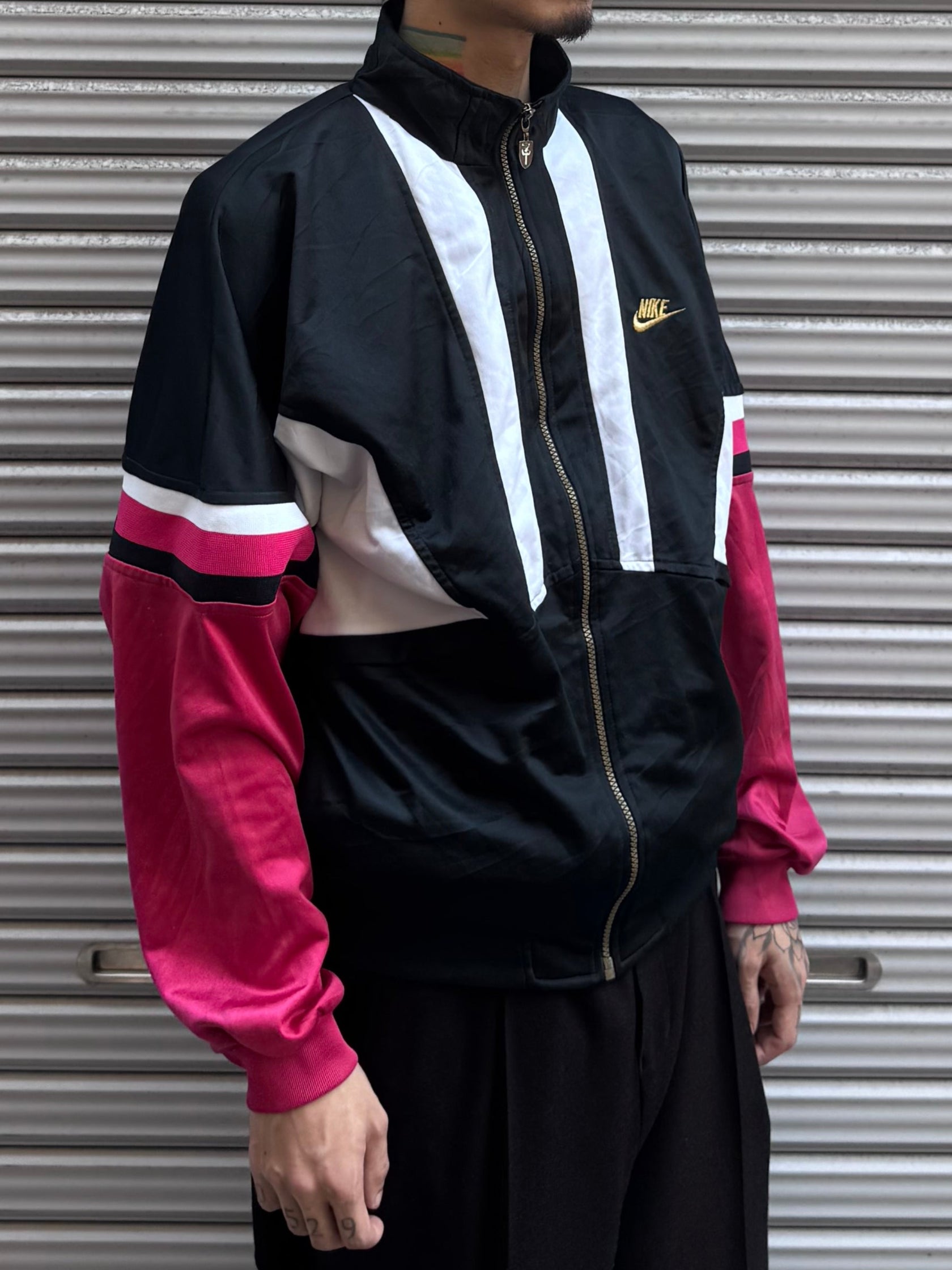 90's NIKE「INTERNATIONAL」トラックジャケット