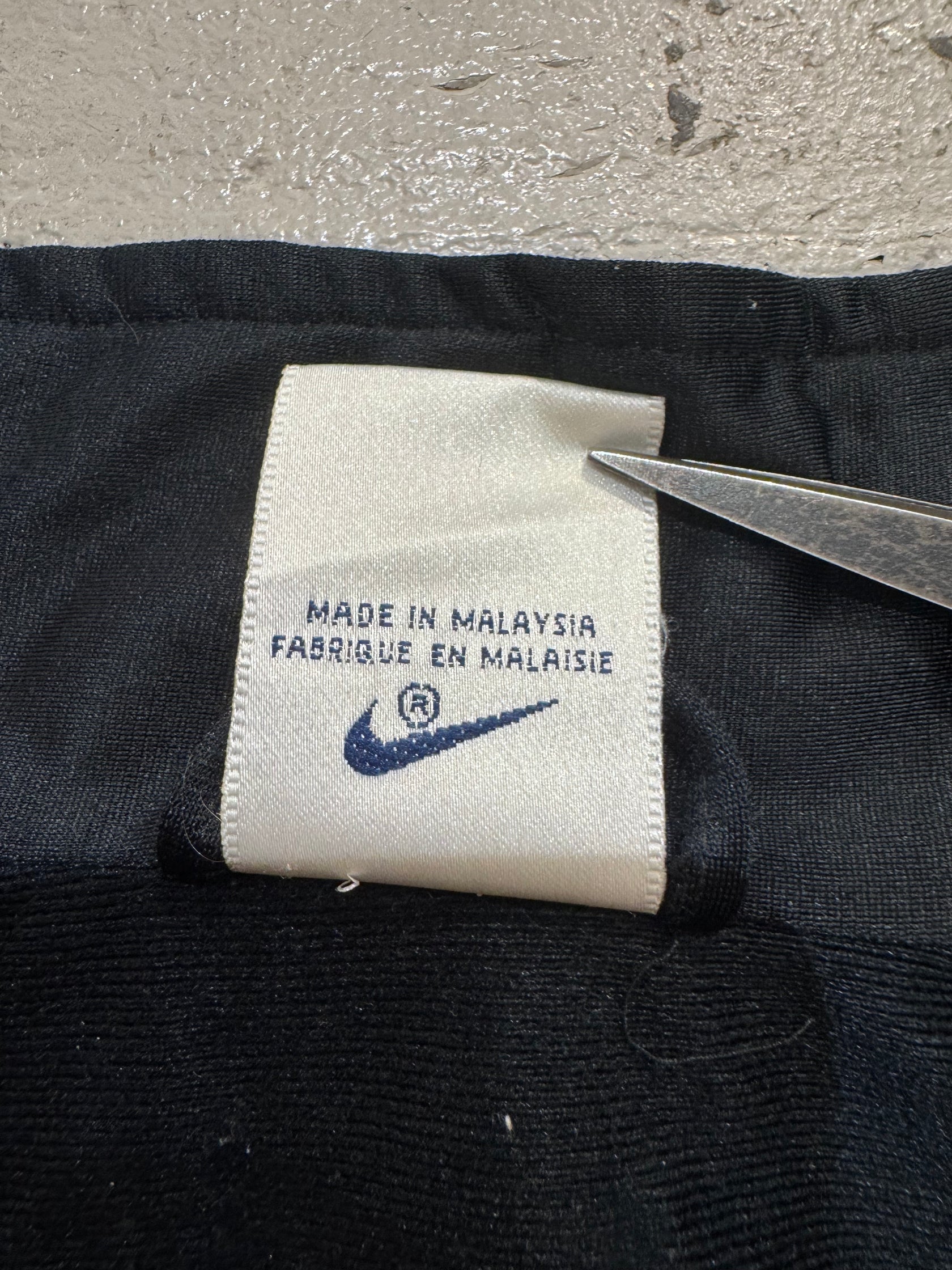 90's NIKE「INTERNATIONAL」トラックジャケット