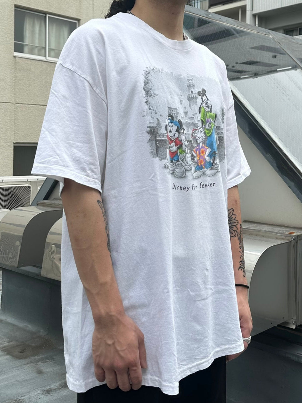 00's DISNEY 「FAN SEEKEY」 USA製 キャラクターTシャツ