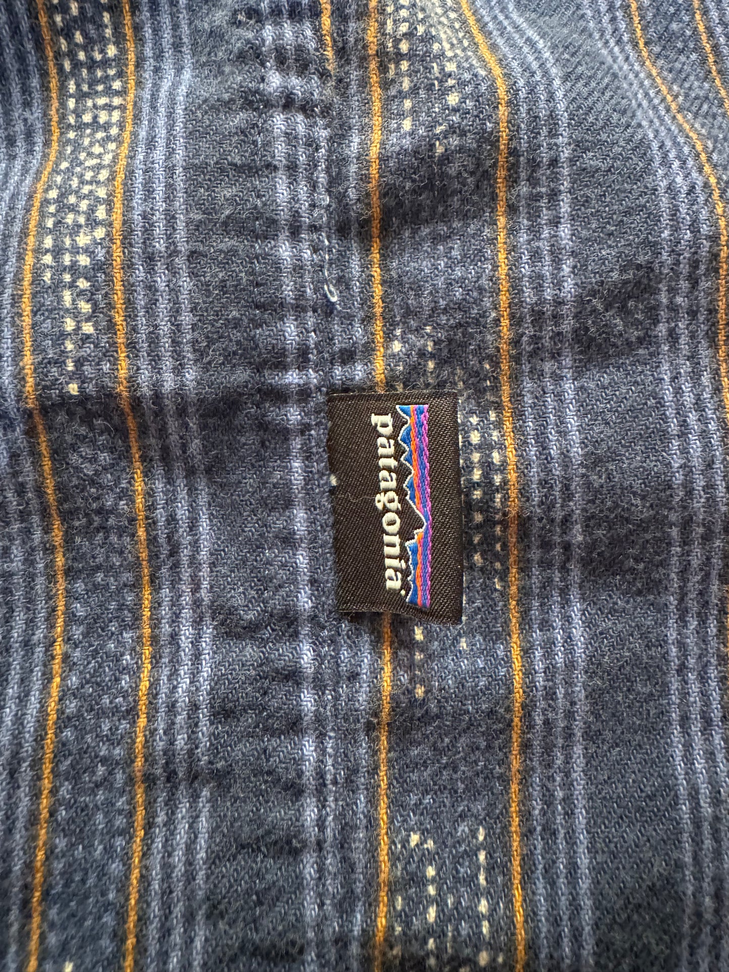 00's Patagonia fjord flan nel shirt