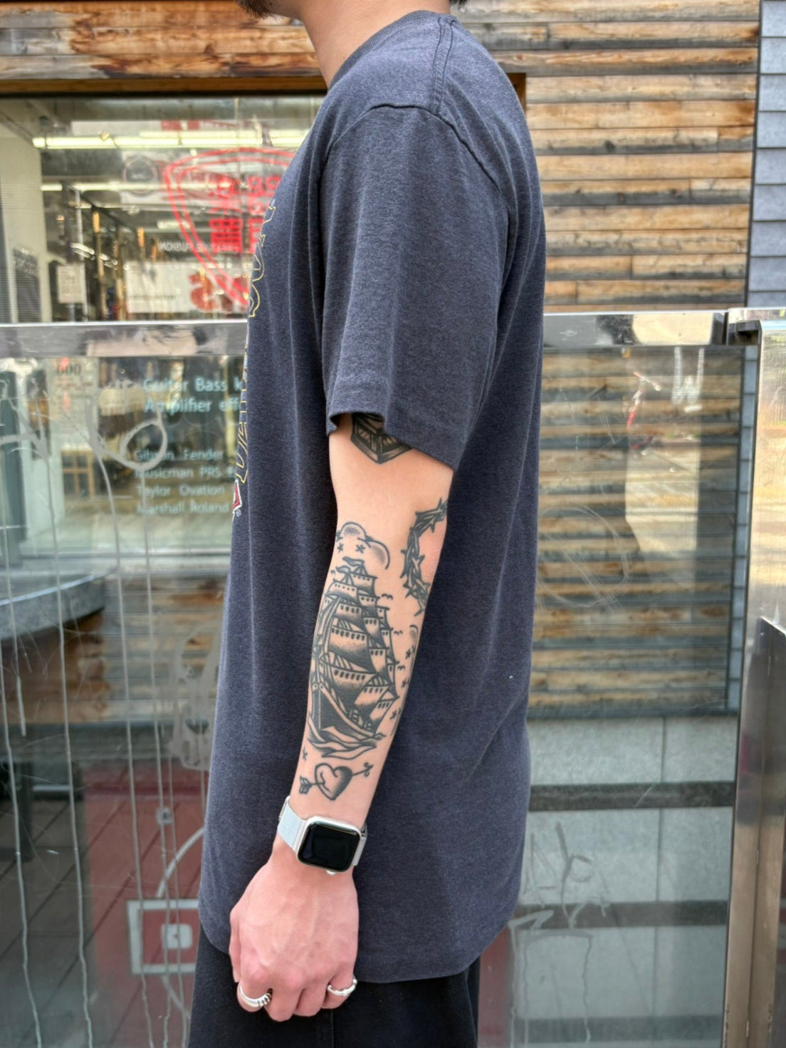 90's HARLEY-DAVIDSON「Eagle&星条旗」USA製 ハーレーTシャツ