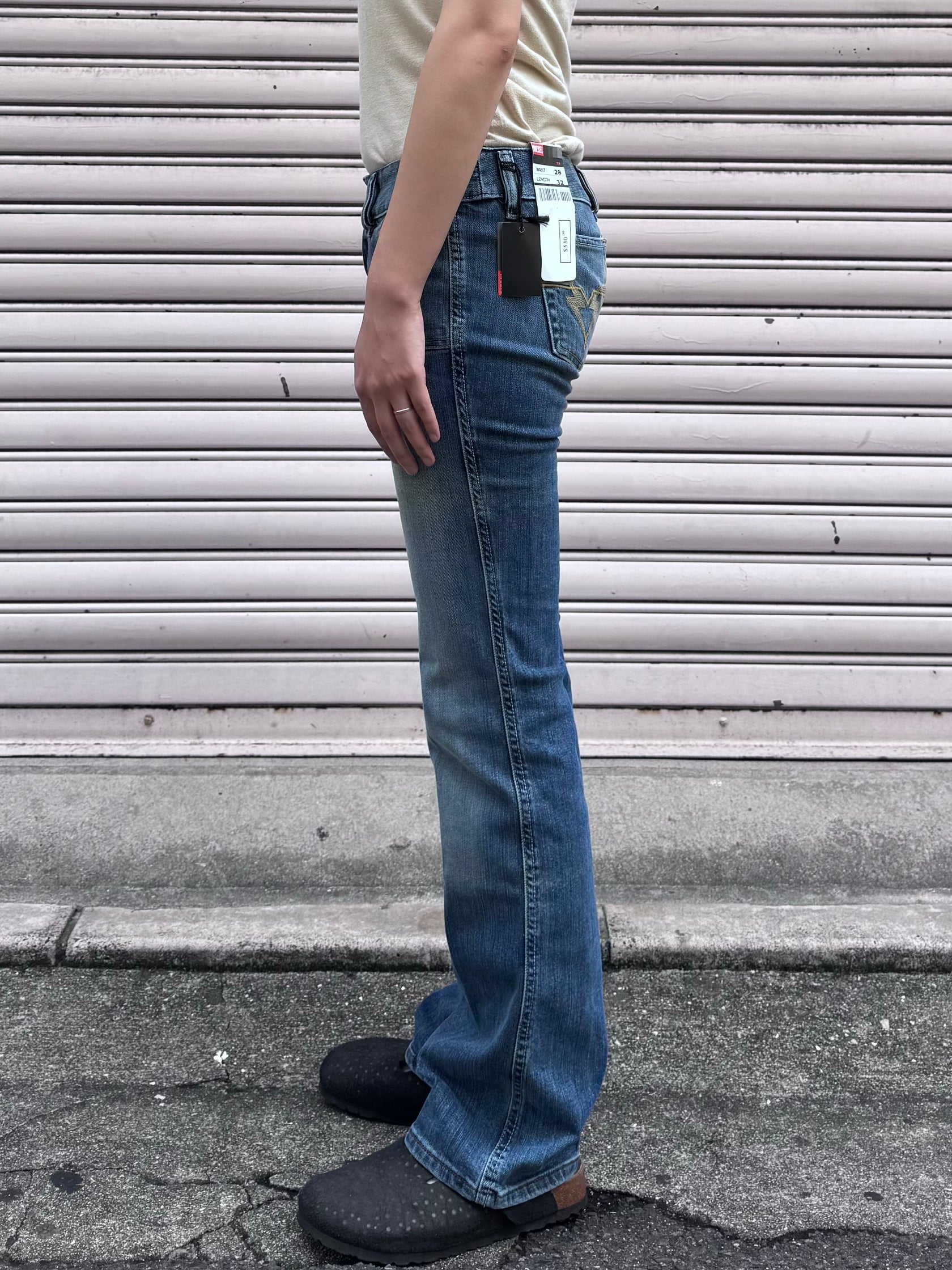 00’s DIESEL「0010M8」イタリア製 デニムフレアパンツ