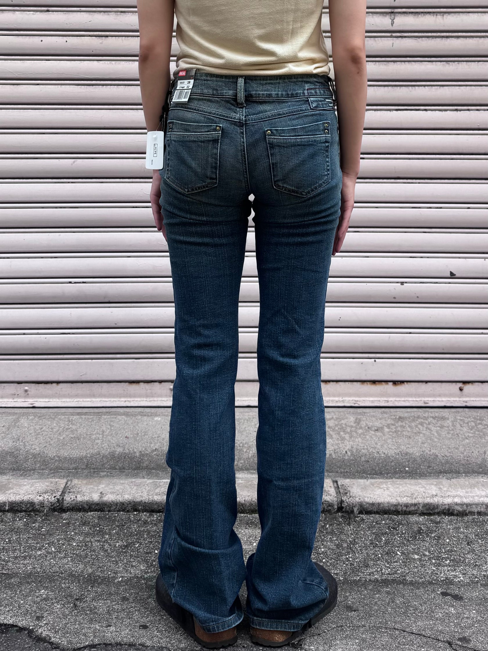 00’s DIESEL「0010MJ」イタリア製 デニムフレアパンツ