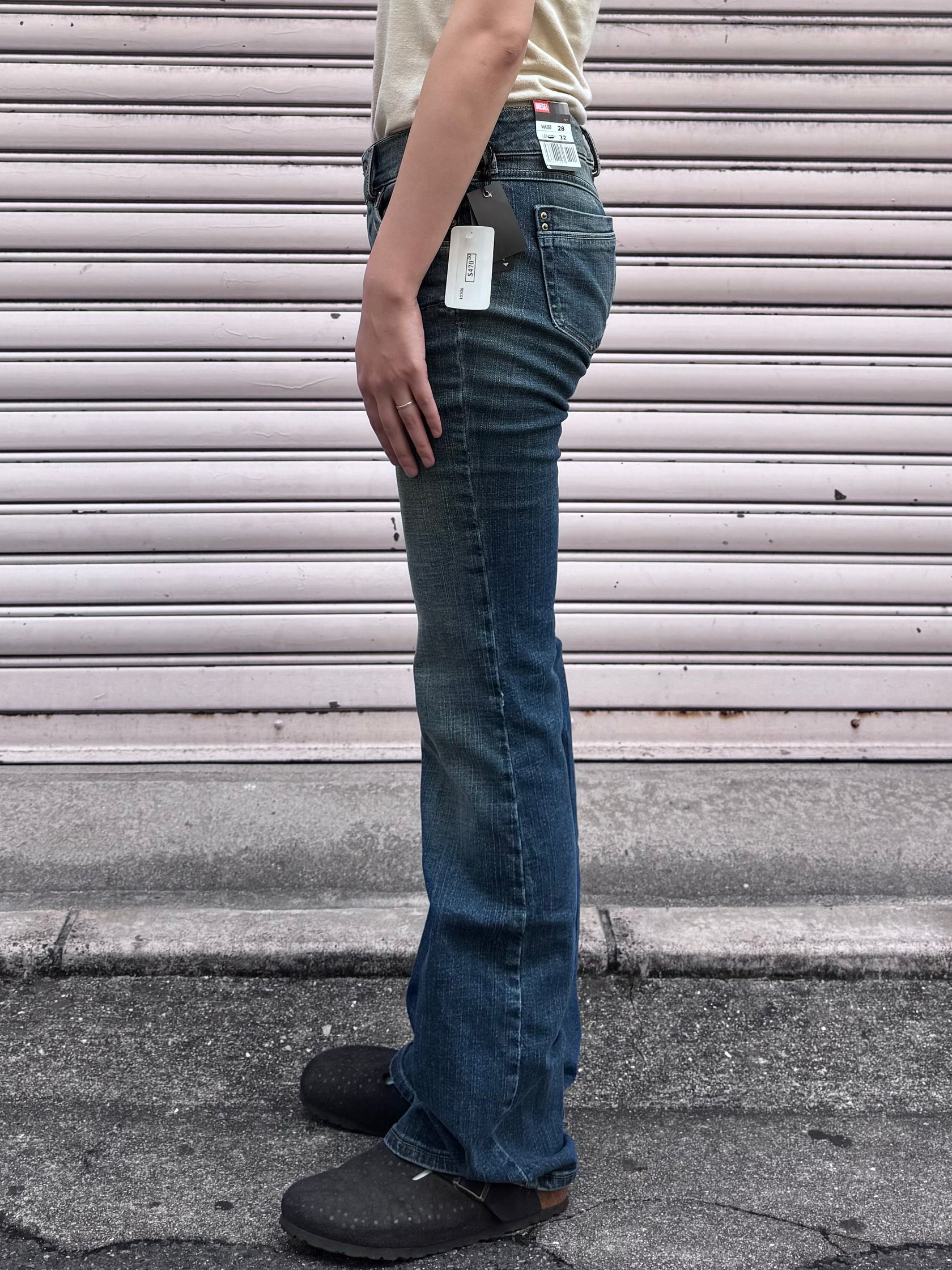 00’s DIESEL「0010MJ」イタリア製 デニムフレアパンツ