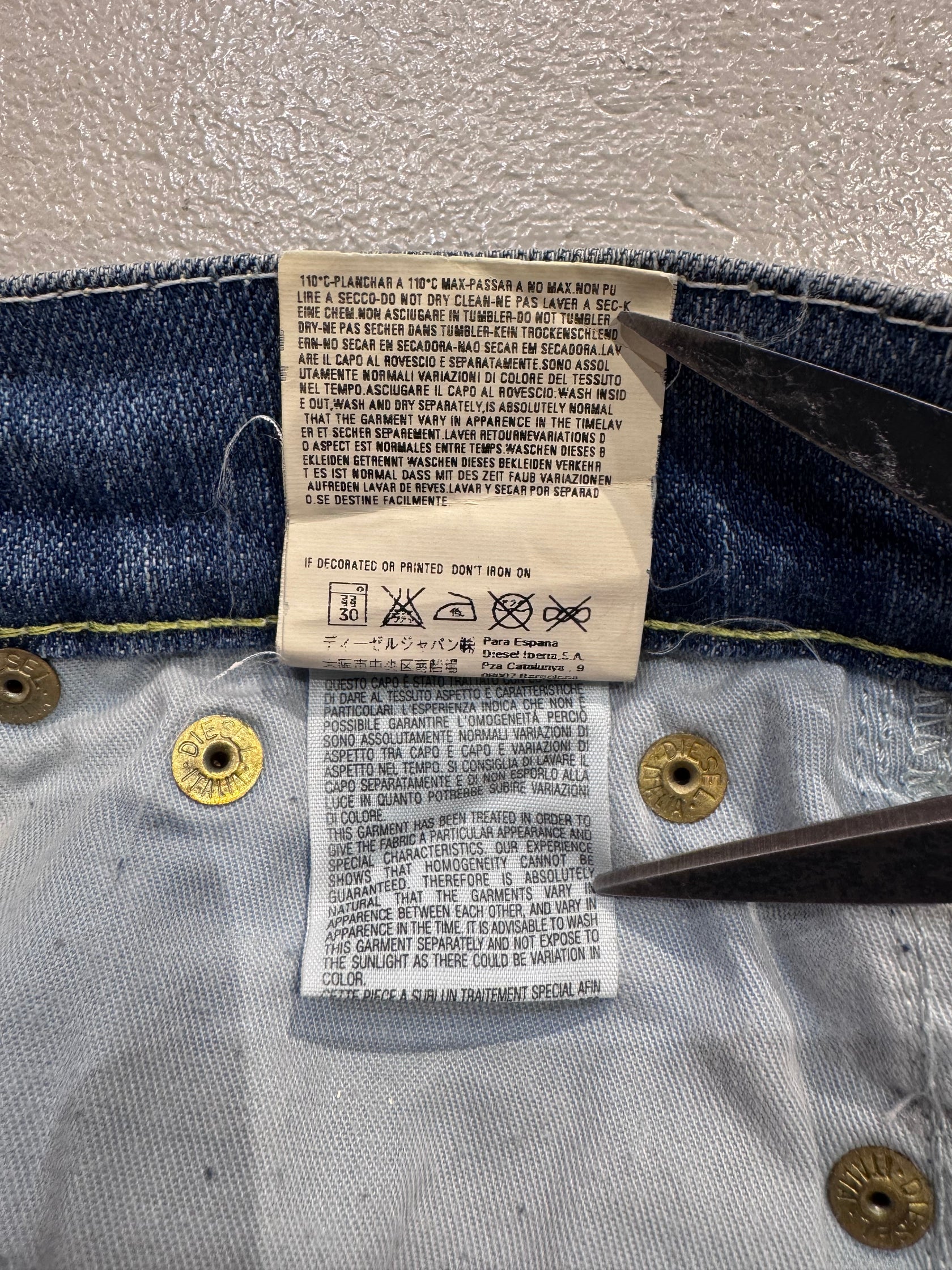 00’s DIESEL「0010AD」イタリア製 デニムフレアパンツ