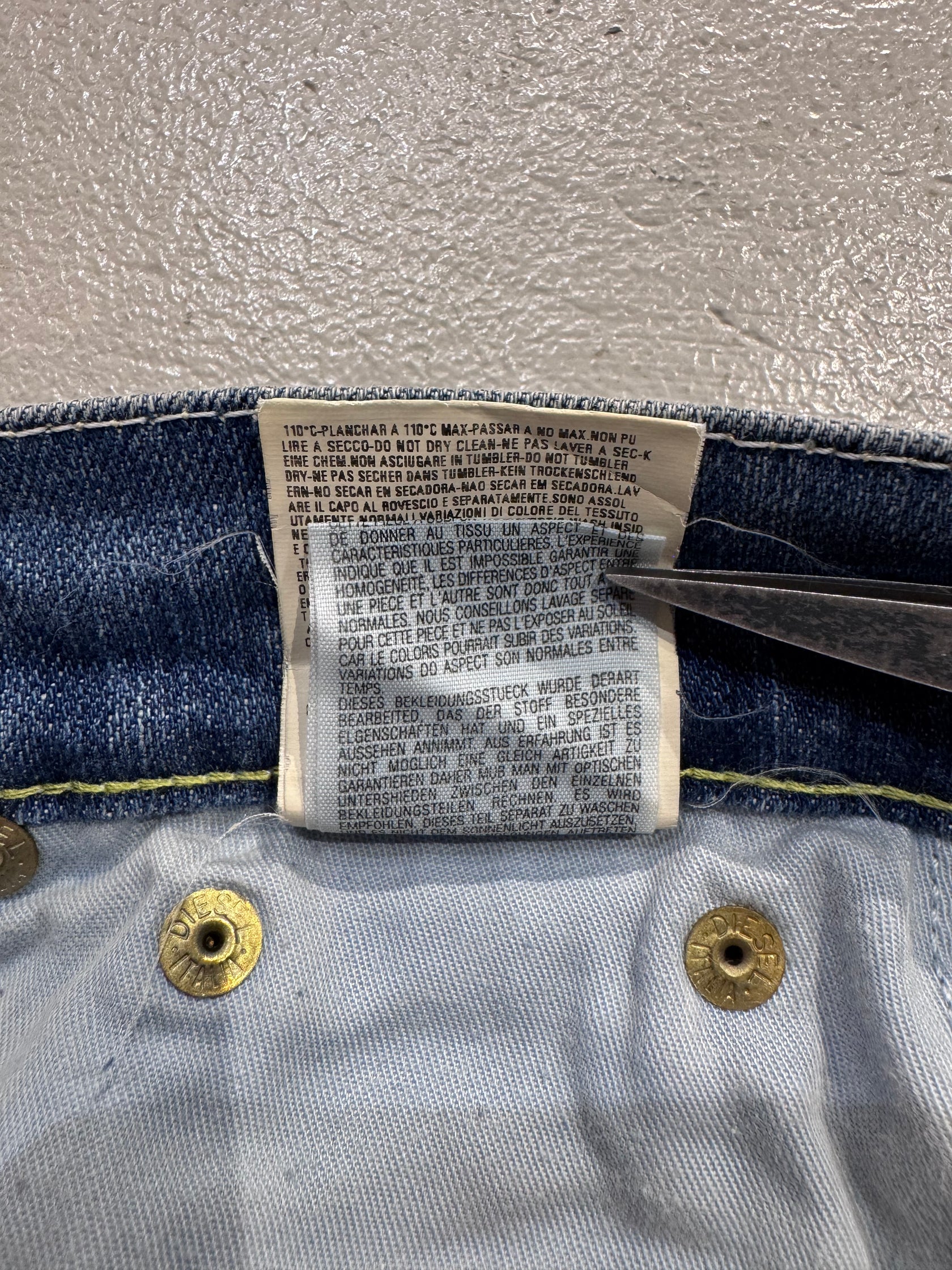00’s DIESEL「0010AD」イタリア製 デニムフレアパンツ