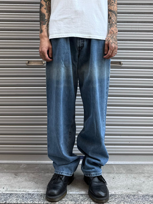 90’s levis silverTab 「BAGGY」USA製デニムパンツ