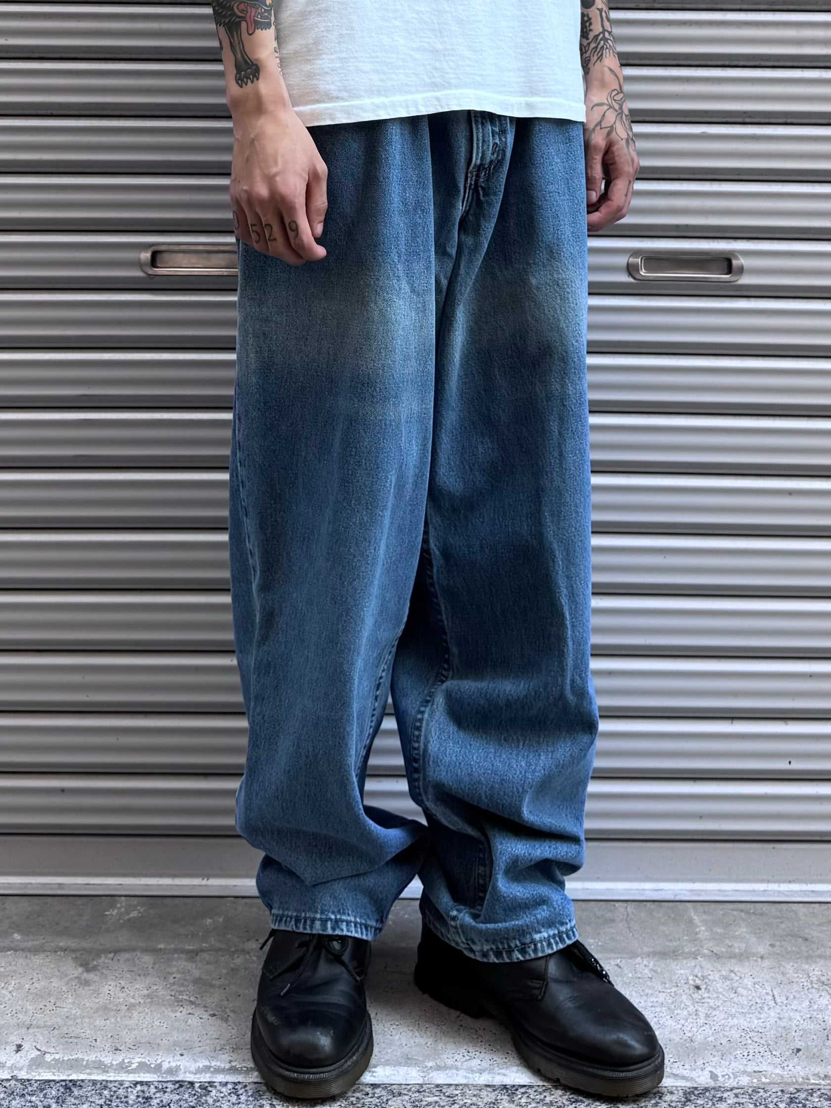 90’s levis silverTab 「BAGGY」USA製デニムパンツ