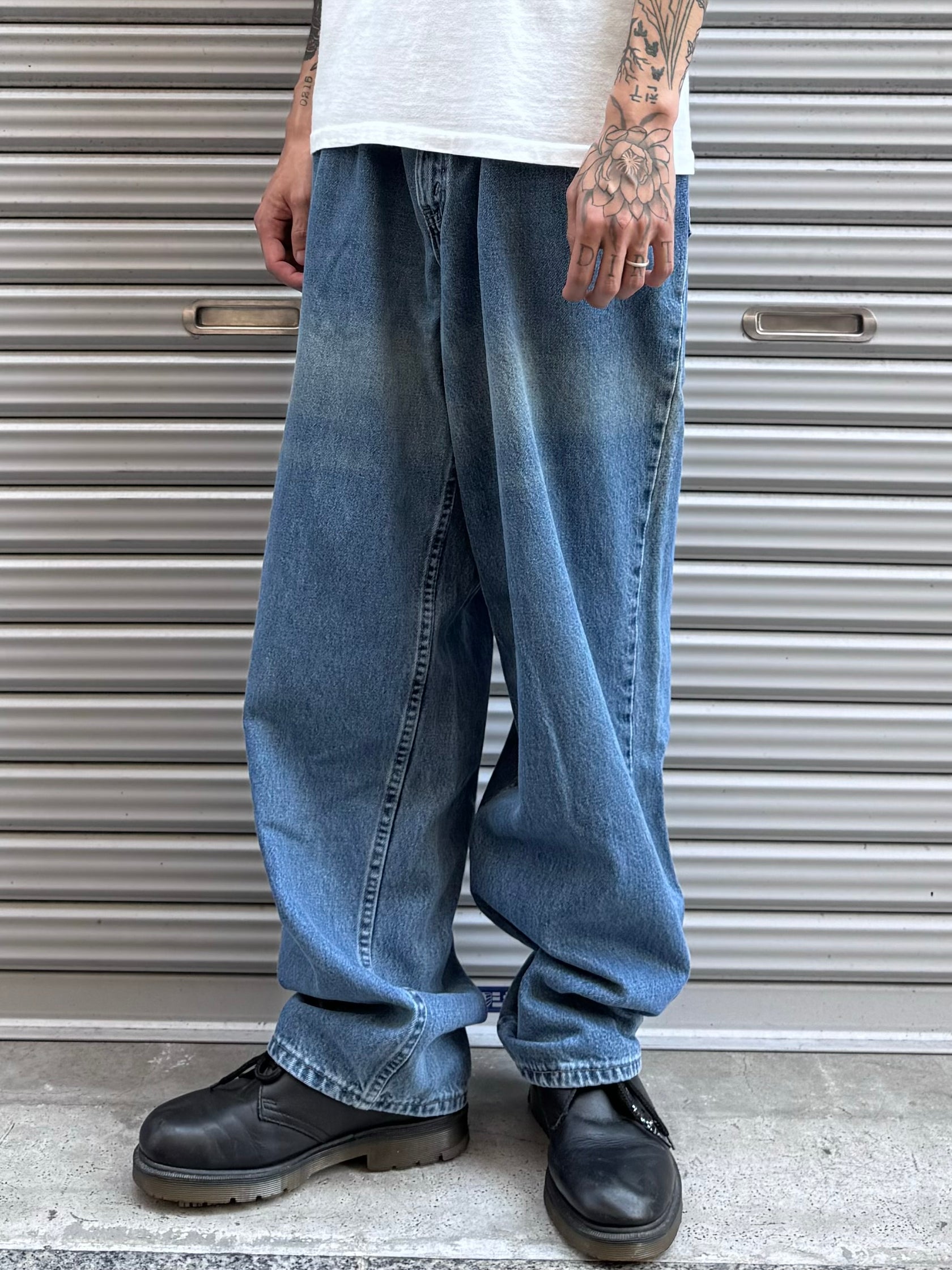 90’s levis silverTab 「BAGGY」USA製デニムパンツ