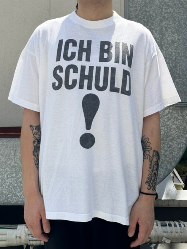 00's「ICH BIN SCHULD」ホワイトTシャツ