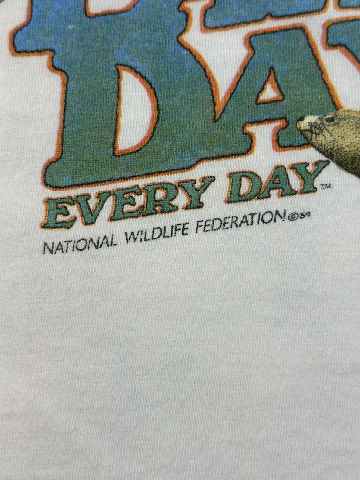 80's NATIONAL WILDLIFE FEDERATION「EARTH DAY」ホワイトTシャツ