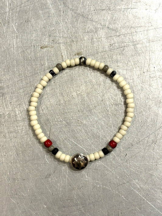 SILVER925 CONCHO & BEADS BRACELET- WHITE /  ROSETTAPRAYER➀