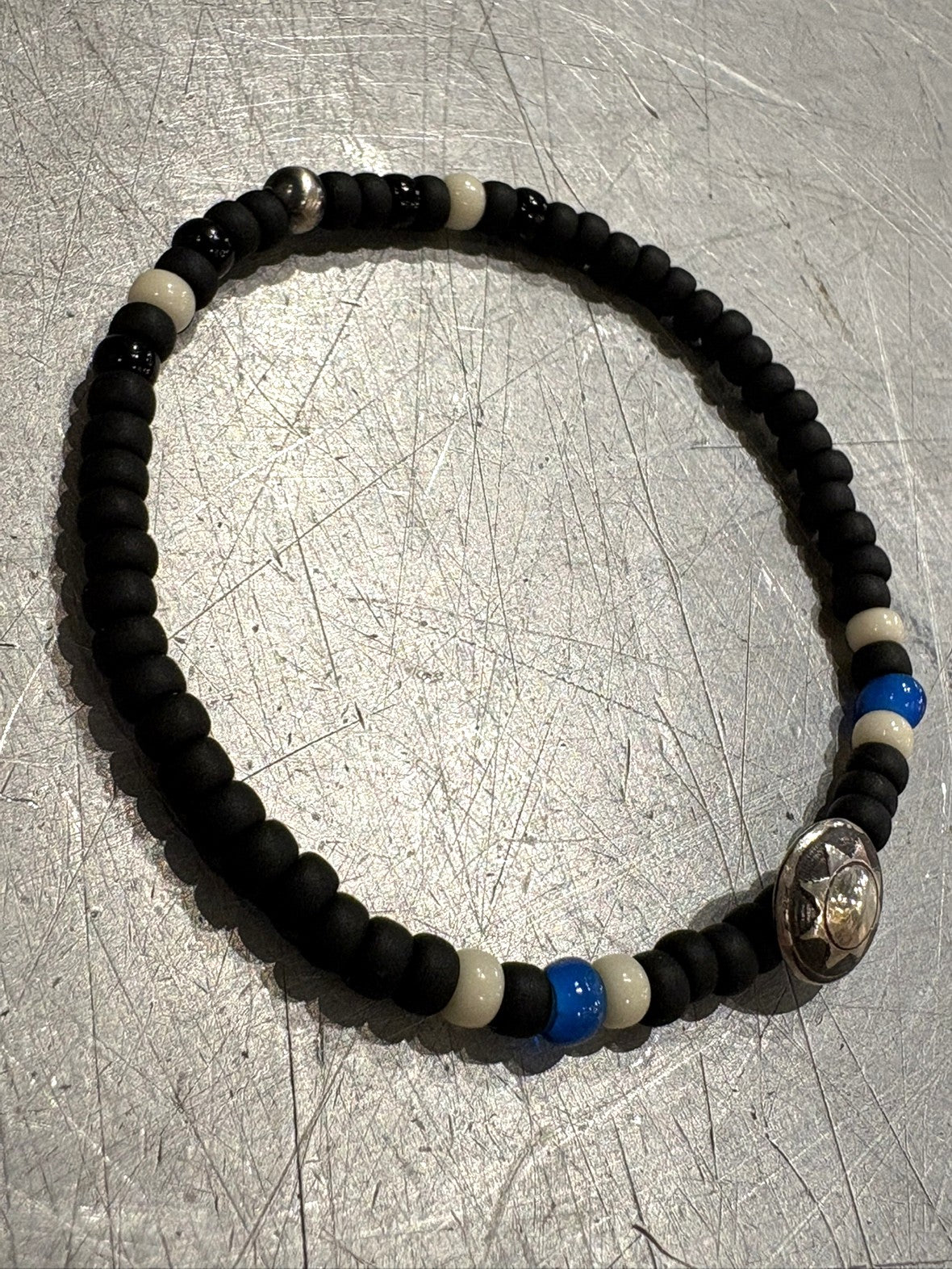 SILVER925 CONCHO & BEADS BRACELET- MAT BLACK / ROSETTAPRAYER➀